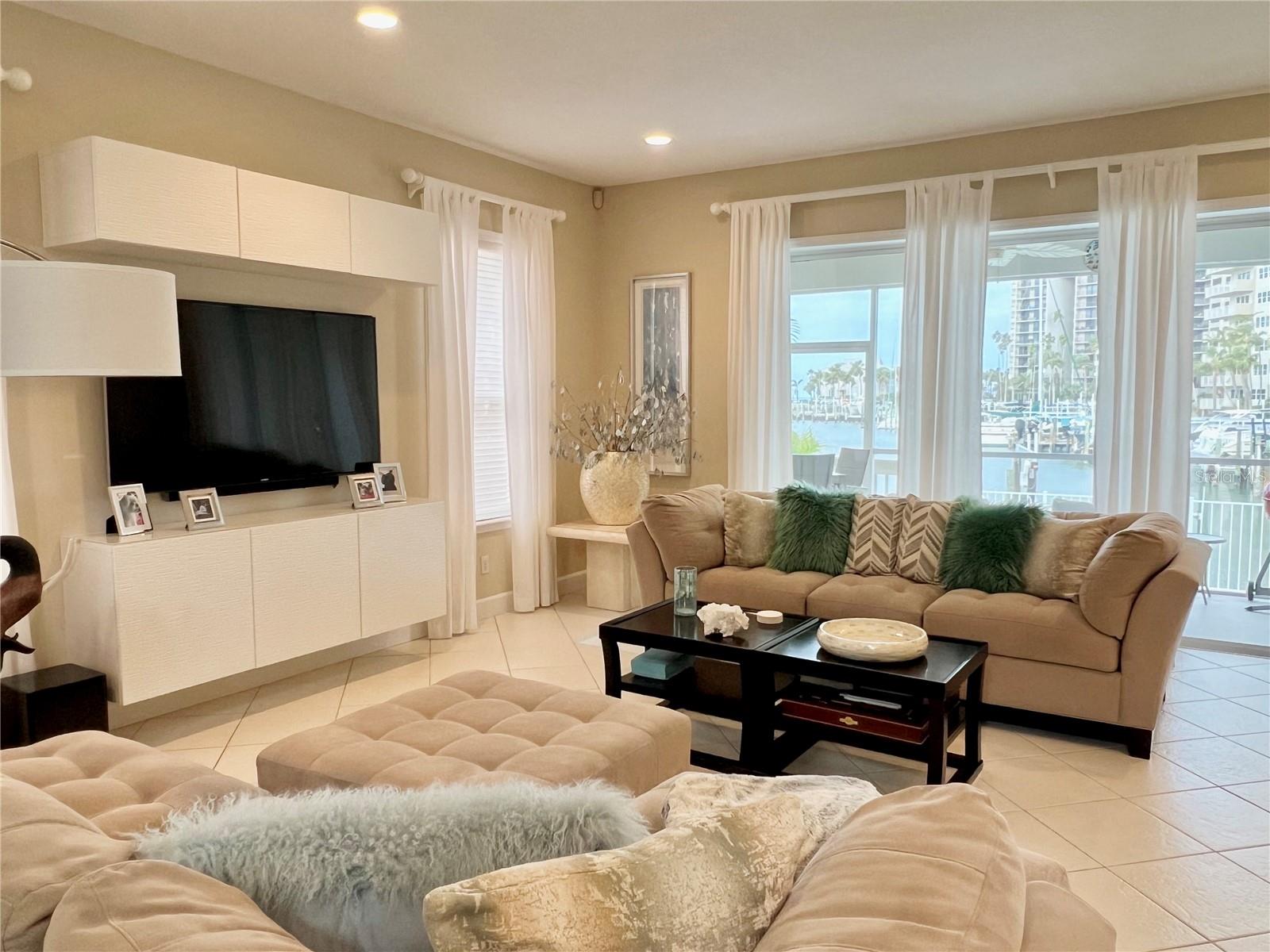 1616 SAND KEY ESTATES CT, CLEARWATER BEACH, FL, 33767