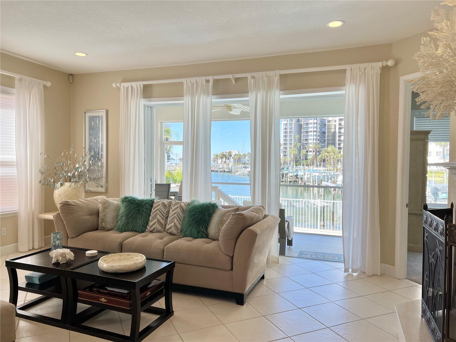 1616 SAND KEY ESTATES CT, CLEARWATER BEACH, FL, 33767