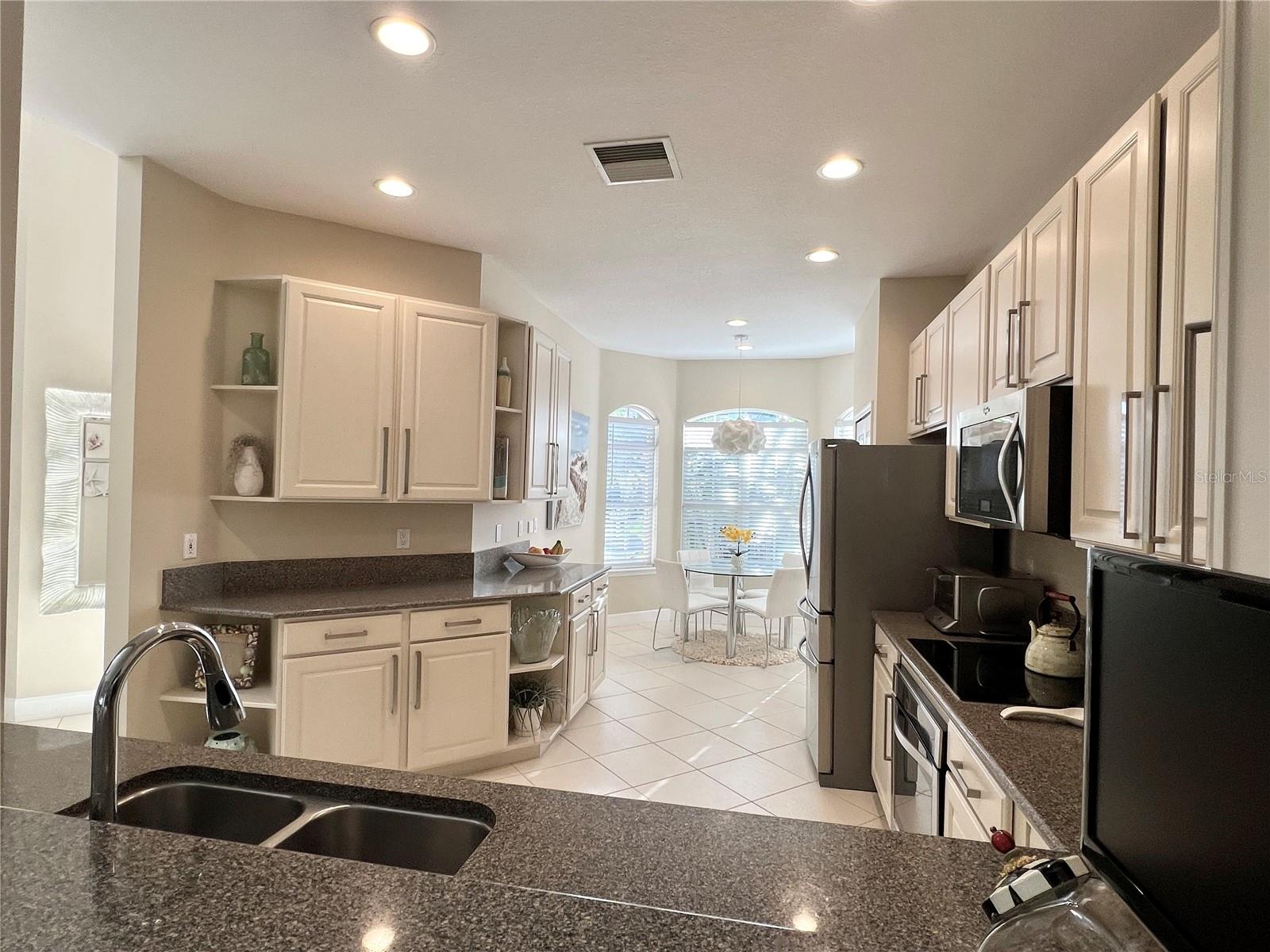 1616 SAND KEY ESTATES CT, CLEARWATER BEACH, FL, 33767