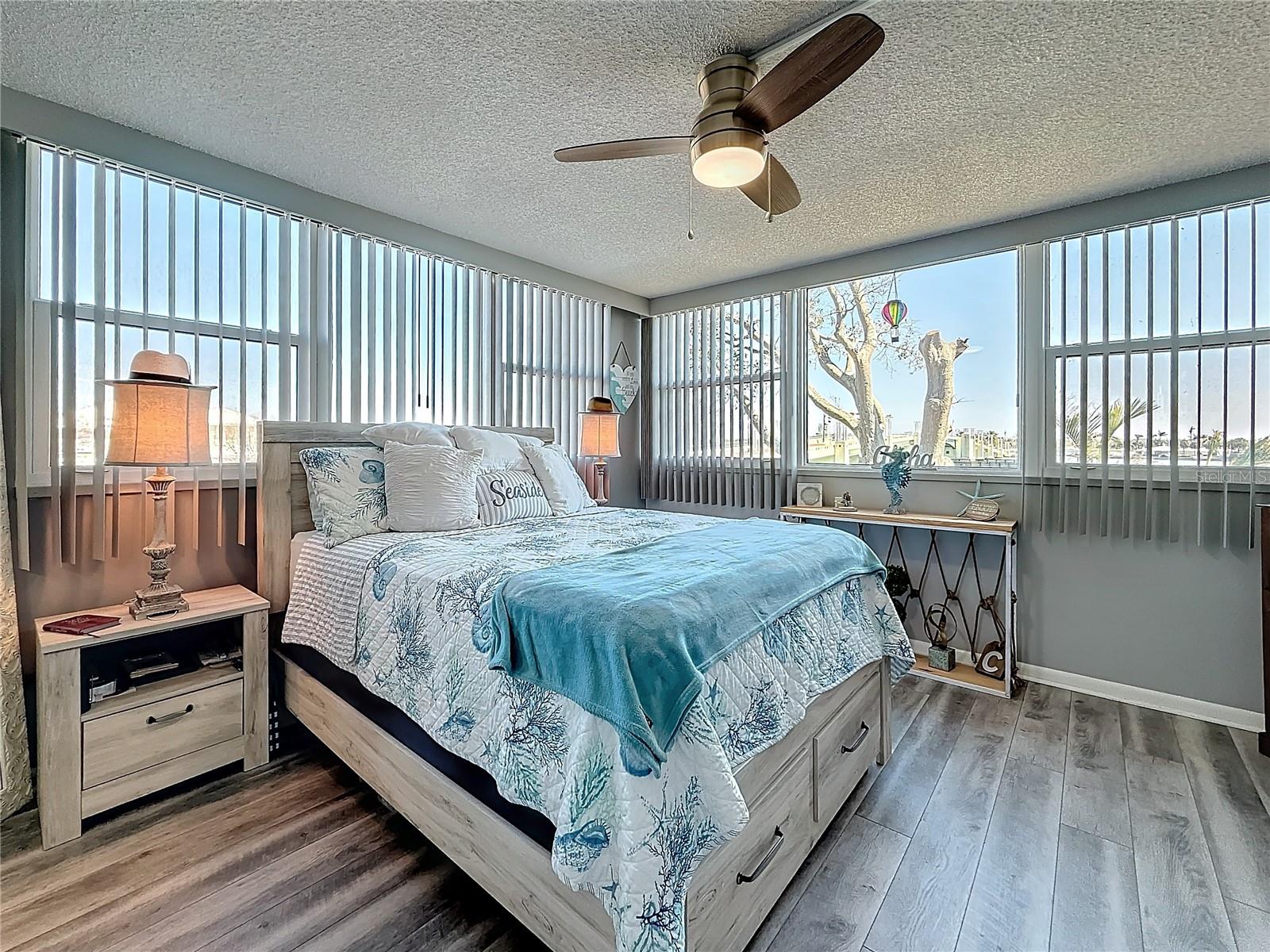 500 TREASURE ISLAND CSWY #207, TREASURE ISLAND, FL, 33706