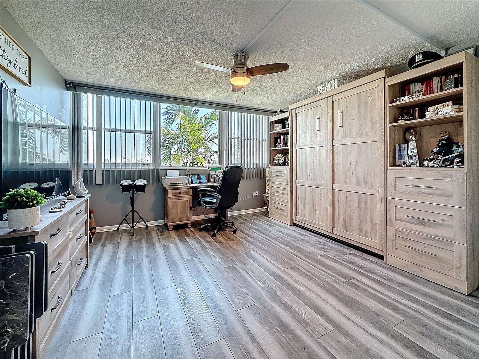500 TREASURE ISLAND CSWY #207, TREASURE ISLAND, FL, 33706