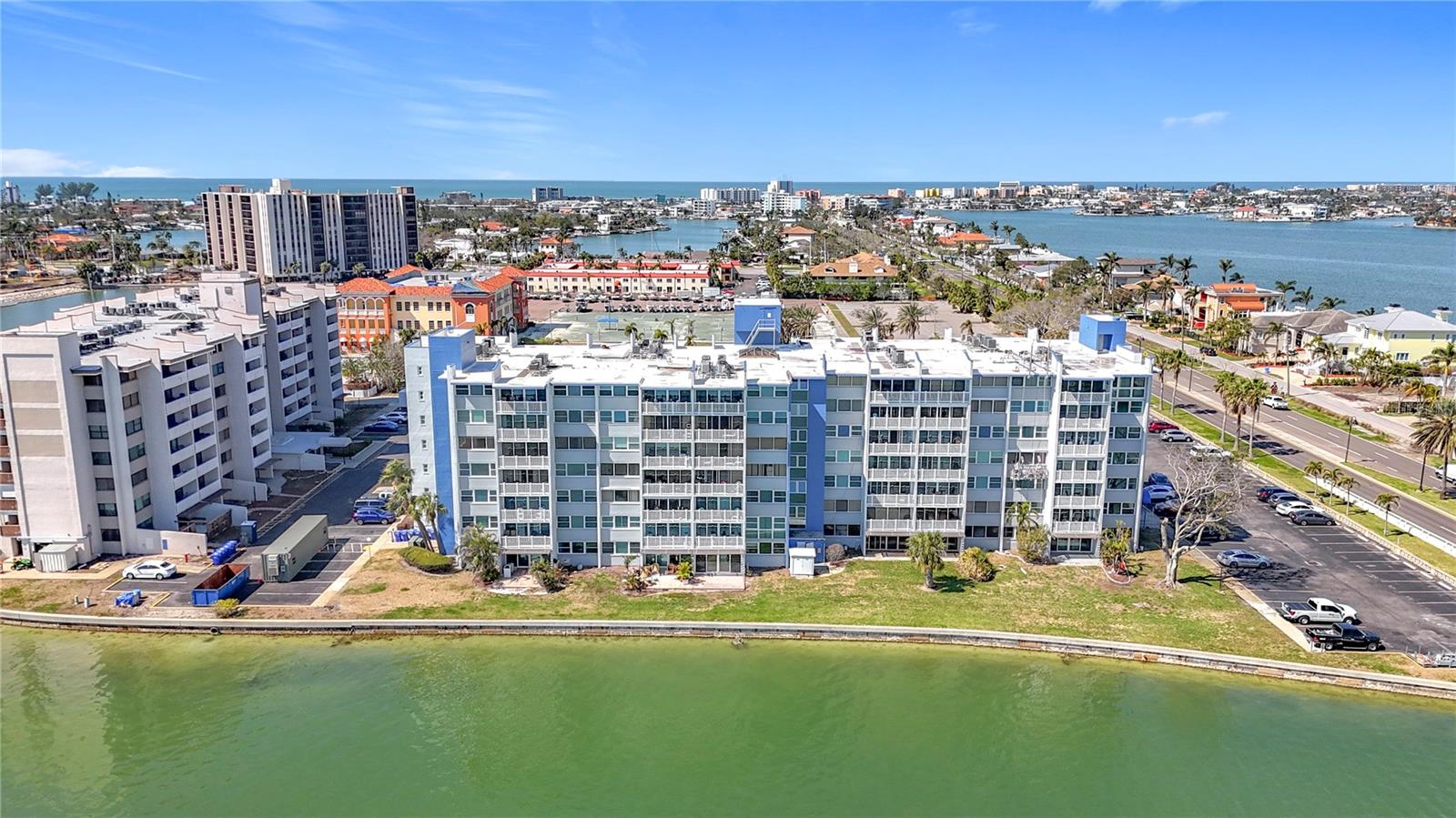 500 TREASURE ISLAND CSWY #207, TREASURE ISLAND, FL, 33706