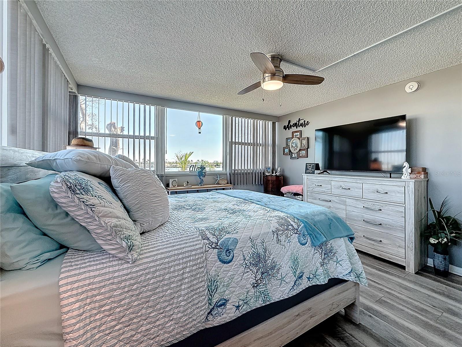 500 TREASURE ISLAND CSWY #207, TREASURE ISLAND, FL, 33706