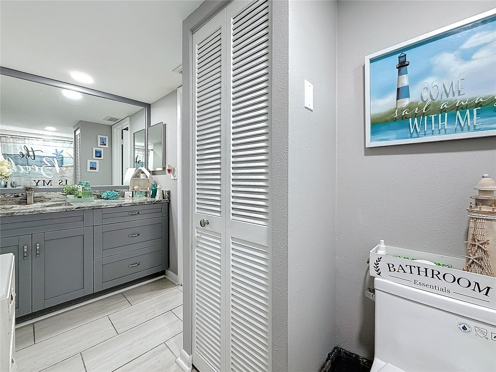 500 TREASURE ISLAND CSWY #207, TREASURE ISLAND, FL, 33706