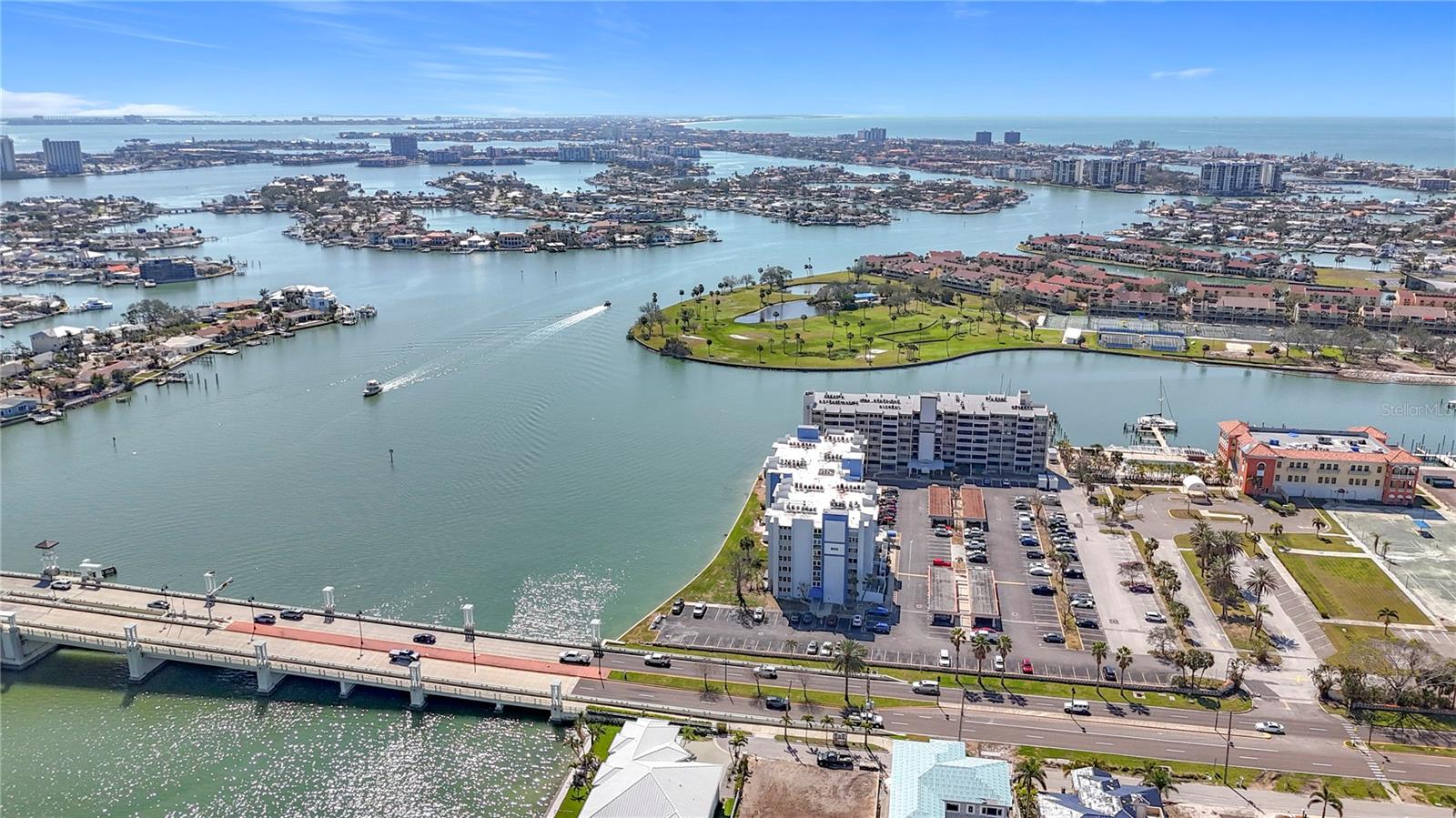 500 TREASURE ISLAND CSWY #207, TREASURE ISLAND, FL, 33706