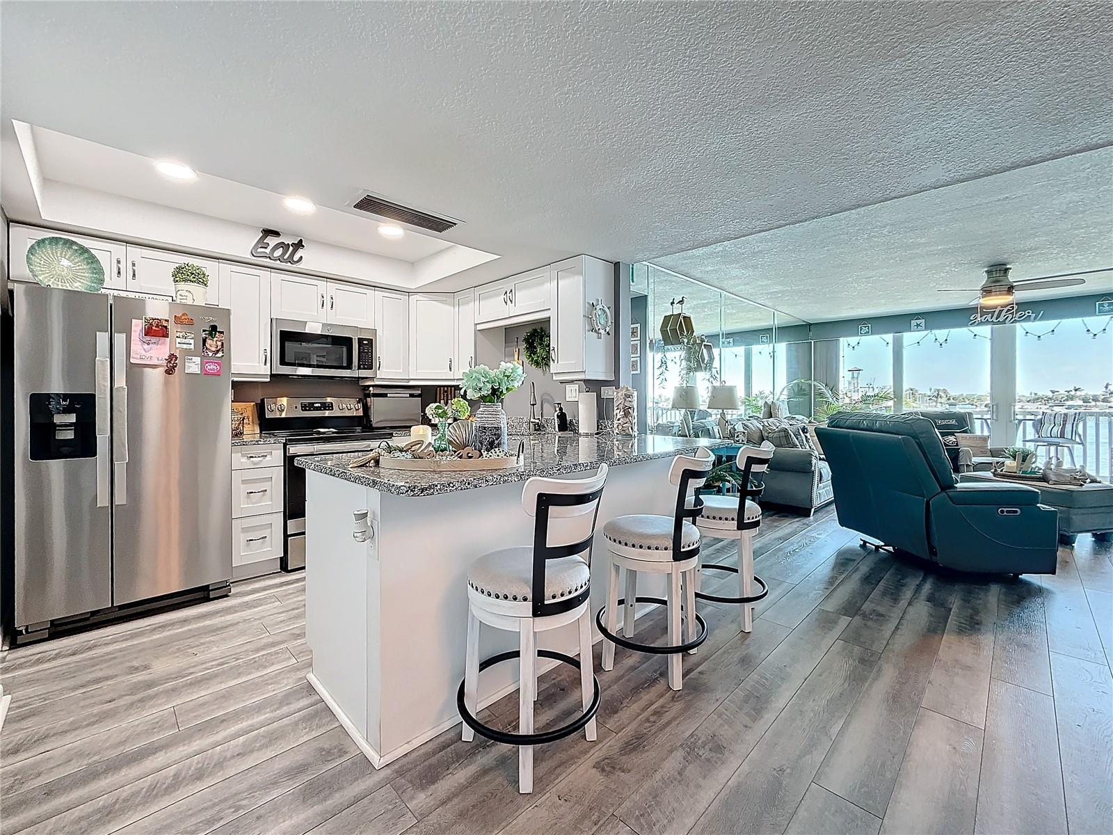 500 TREASURE ISLAND CSWY #207, TREASURE ISLAND, FL, 33706