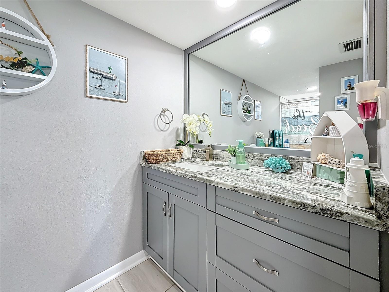 500 TREASURE ISLAND CSWY #207, TREASURE ISLAND, FL, 33706