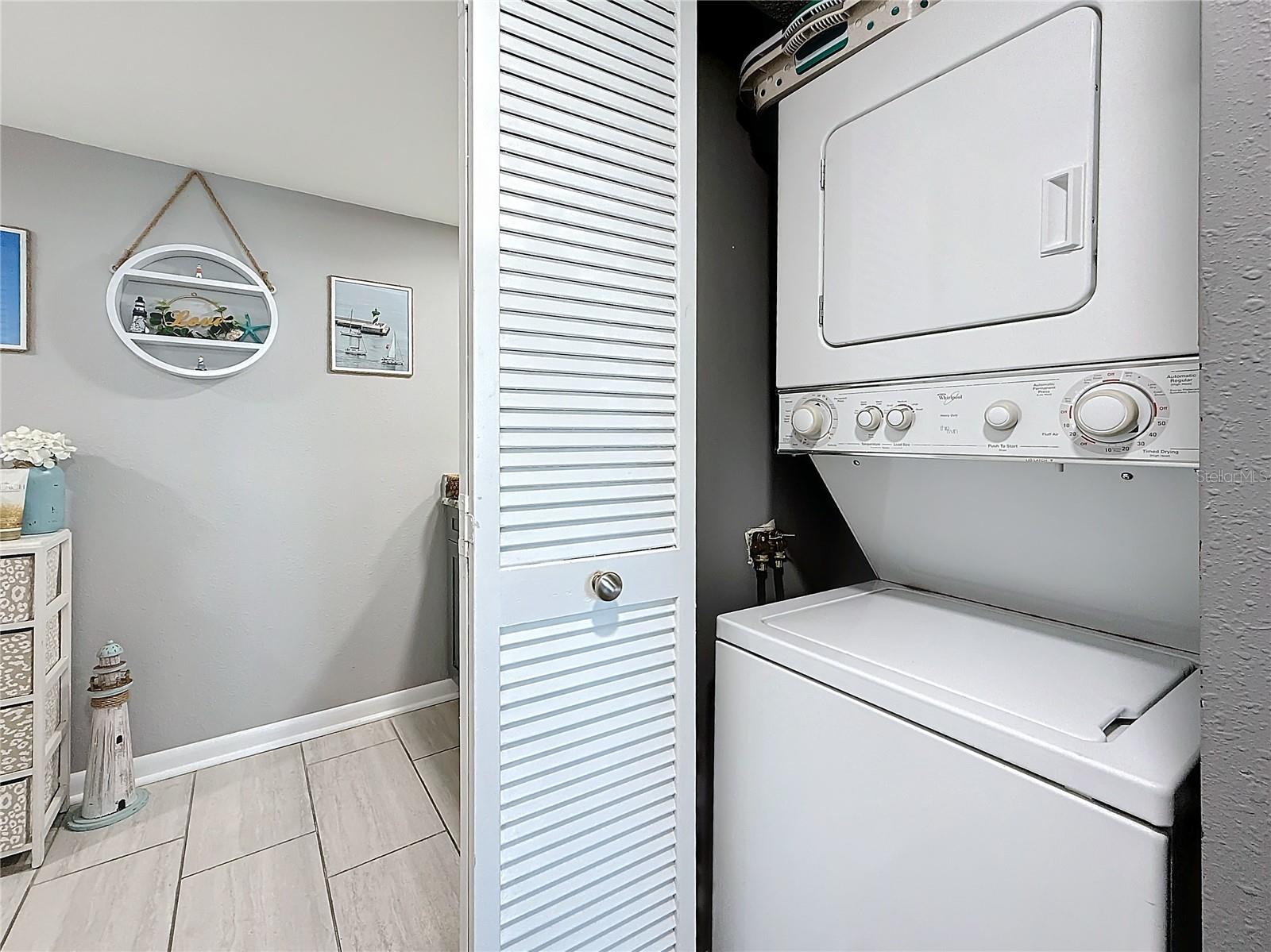 500 TREASURE ISLAND CSWY #207, TREASURE ISLAND, FL, 33706
