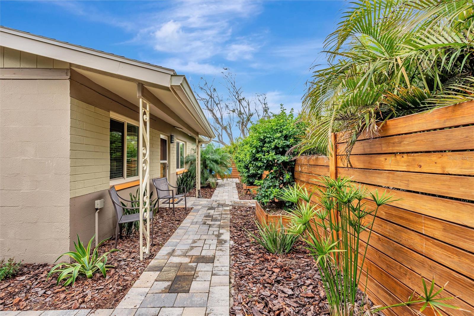 702 59TH ST S, GULFPORT, FL, 33707