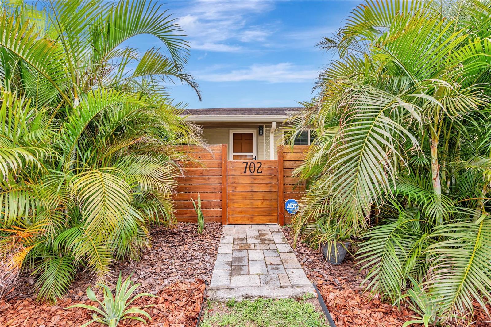 702 59TH ST S, GULFPORT, FL, 33707