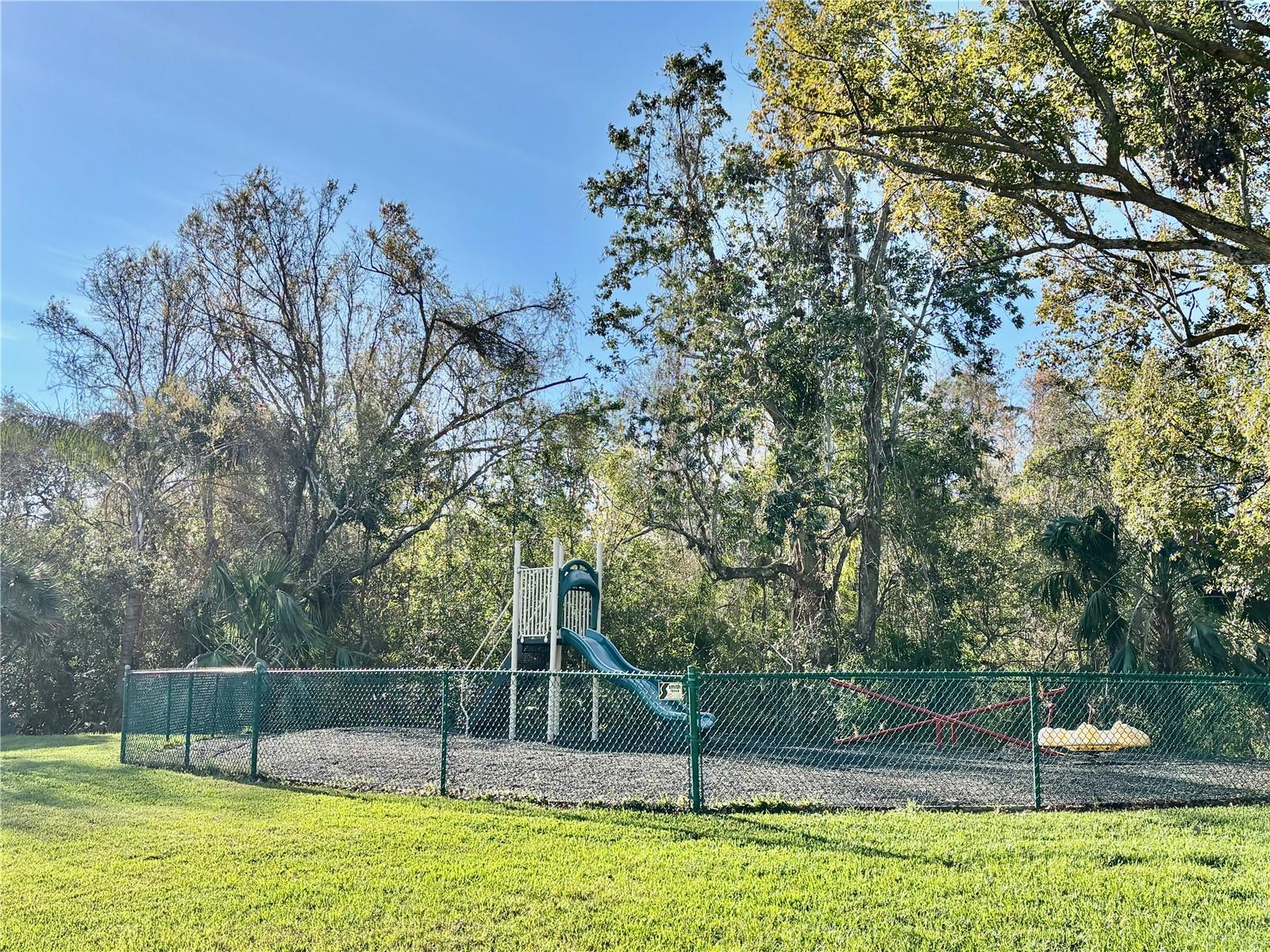 1354 SHADY PINE WAY #E2, TARPON SPRINGS, FL, 34688