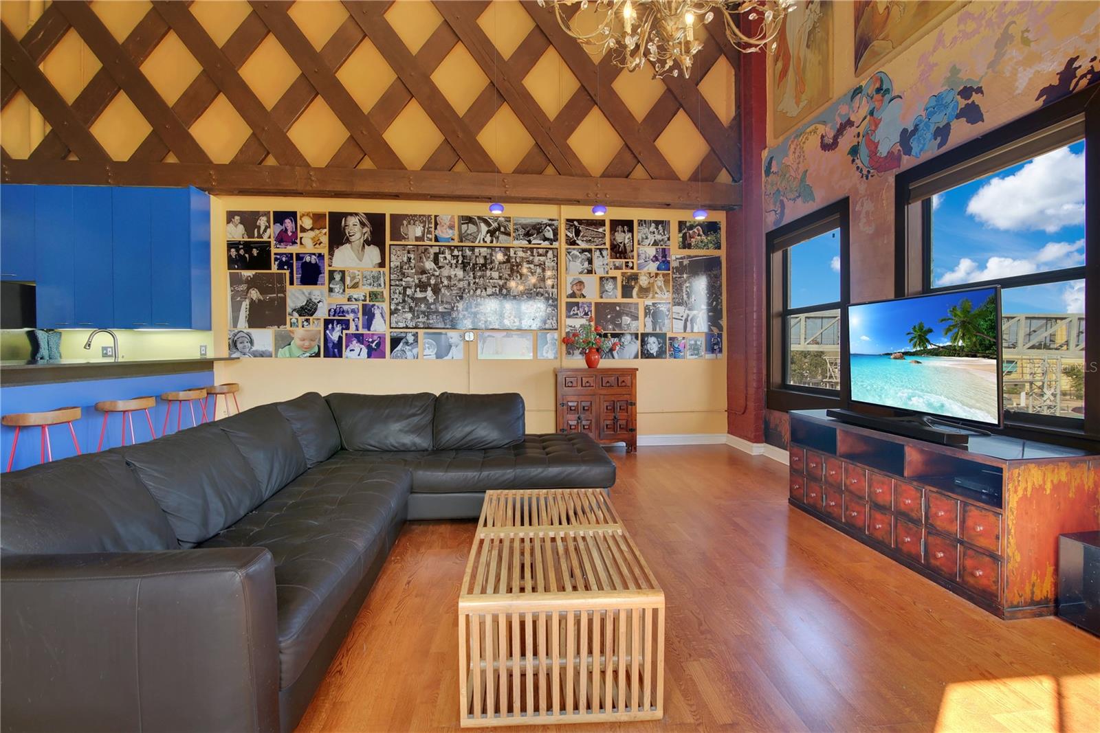 62 W COLONIAL DR #301, ORLANDO, FL, 32801