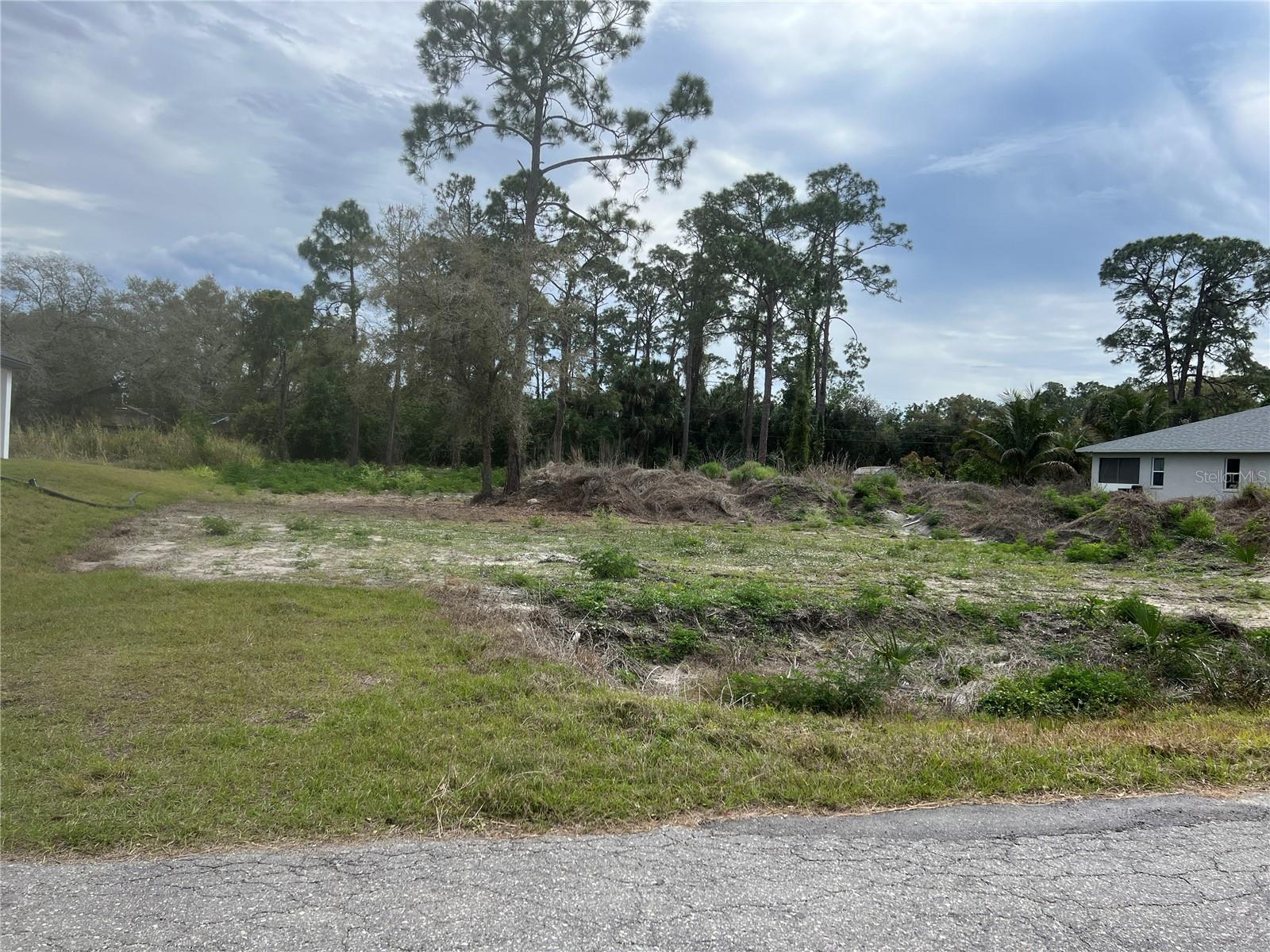 416 CALVIN AVE, LEHIGH ACRES, FL, 33972