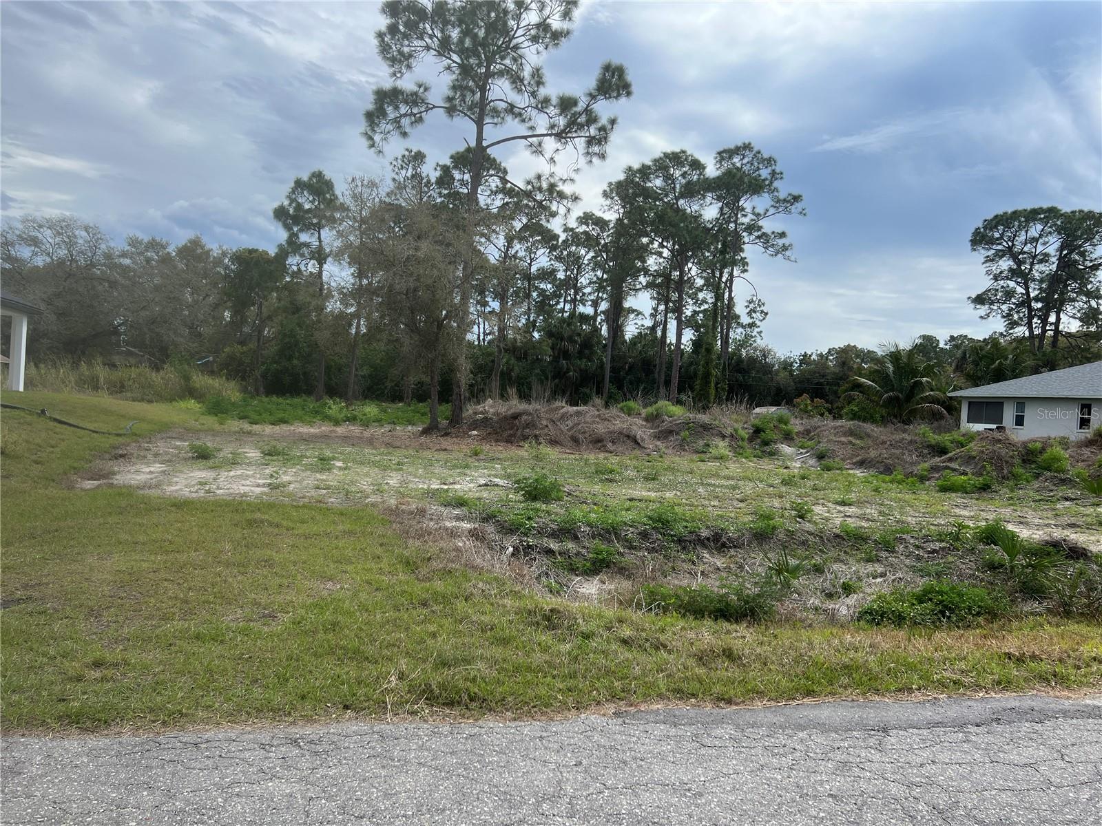 416 CALVIN AVE, LEHIGH ACRES, FL, 33972