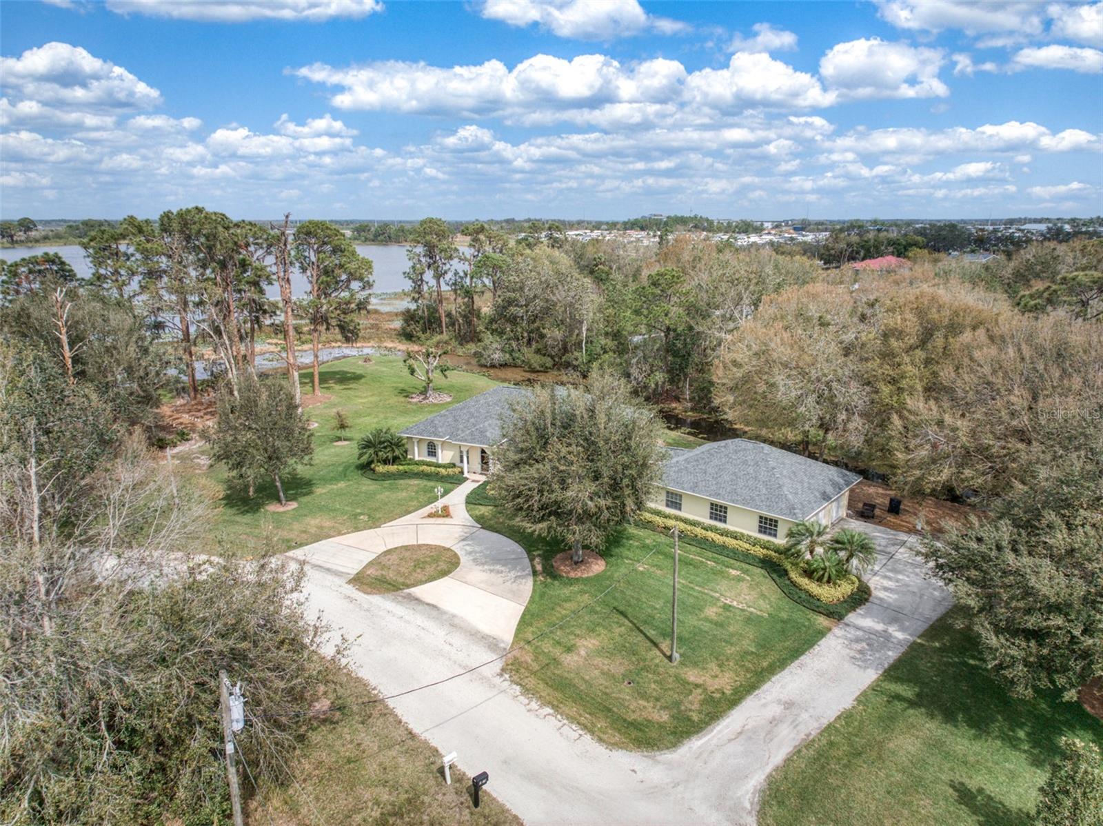 2524 N MOHAWK DR E, AVON PARK, FL, 33825