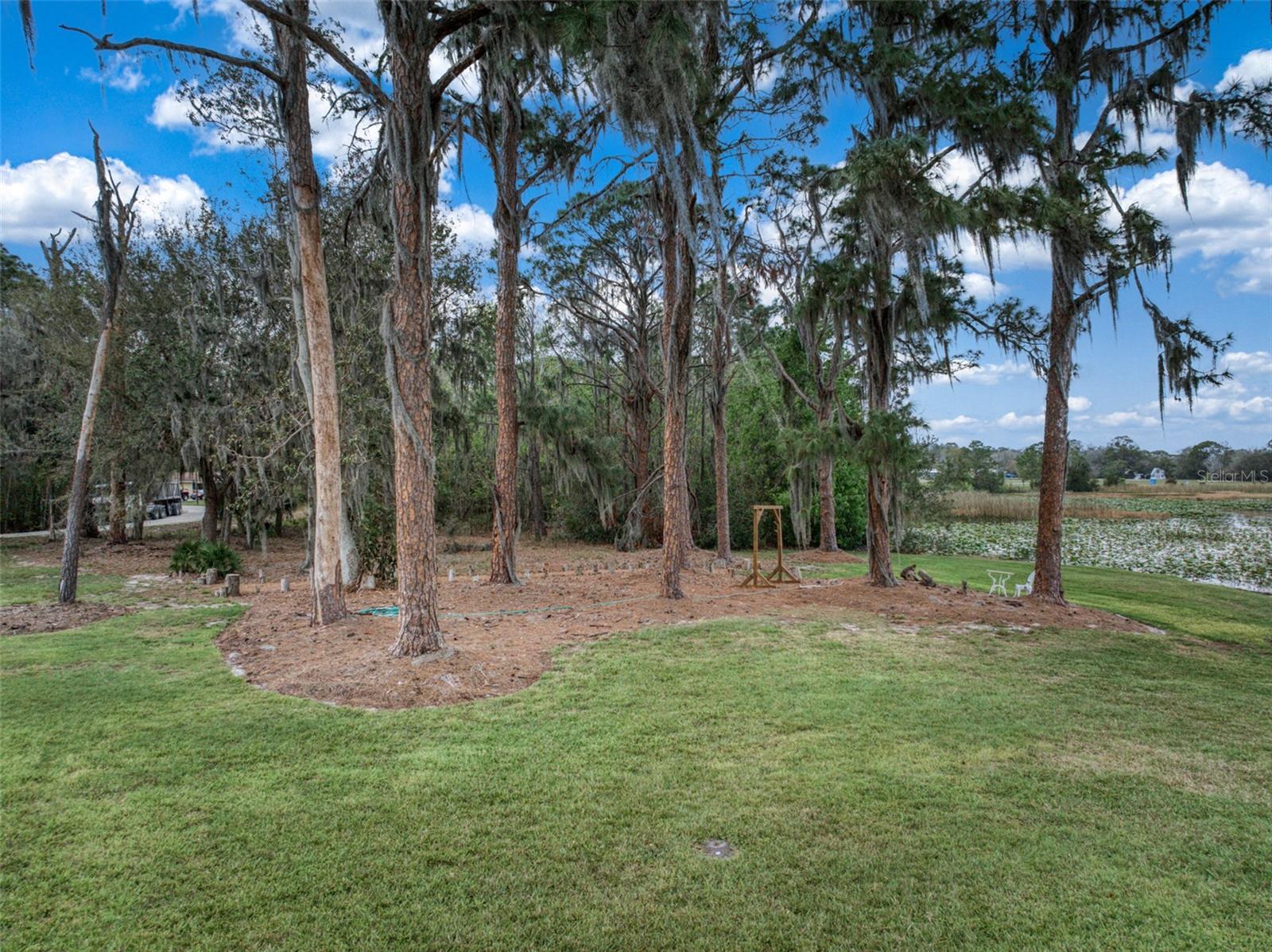 2524 N MOHAWK DR E, AVON PARK, FL, 33825