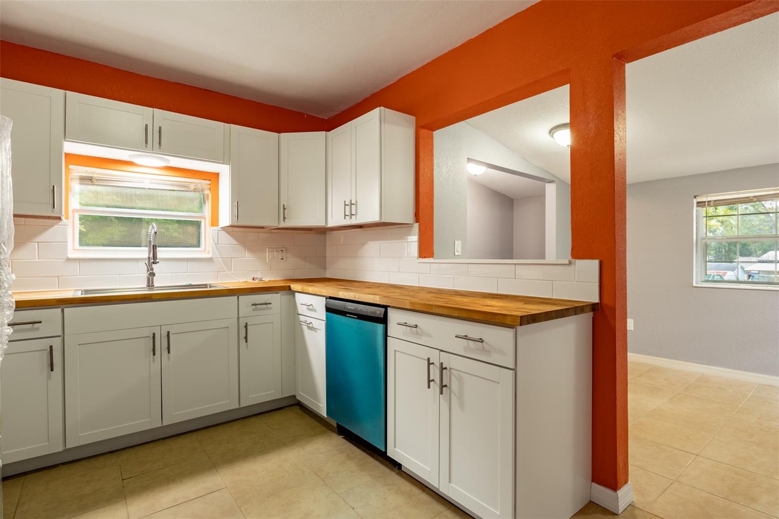 31444 ORANGE ST, SORRENTO, FL, 32776