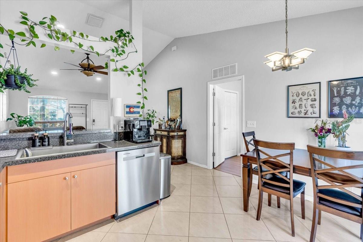 6025 112TH AVE N, PINELLAS PARK, FL, 33782