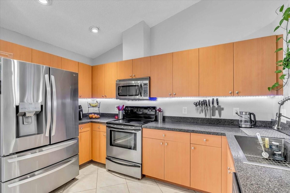 6025 112TH AVE N, PINELLAS PARK, FL, 33782