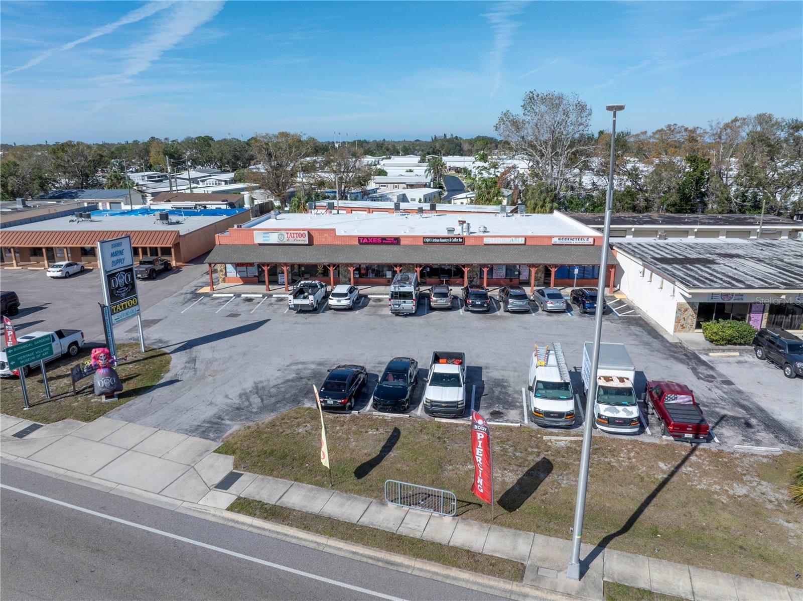 12541 ULMERTON RD, LARGO, FL, 33774
