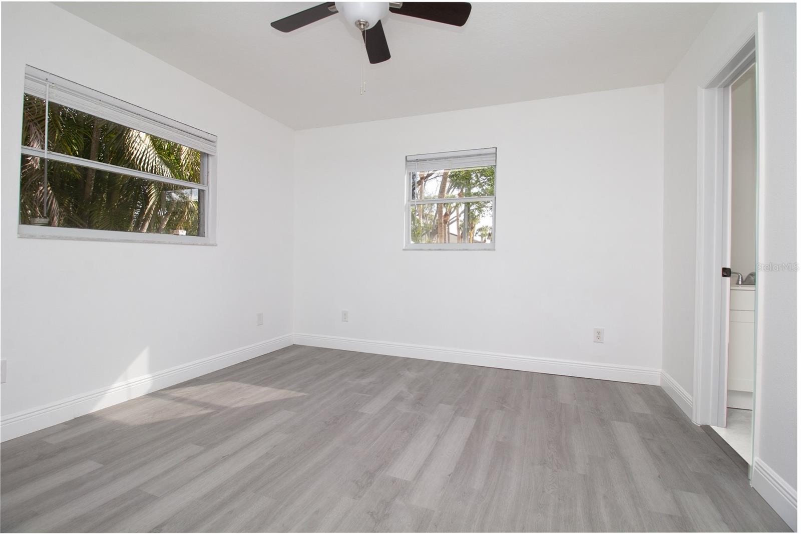 715 VIRGINIA AVE, TARPON SPRINGS, FL, 34689