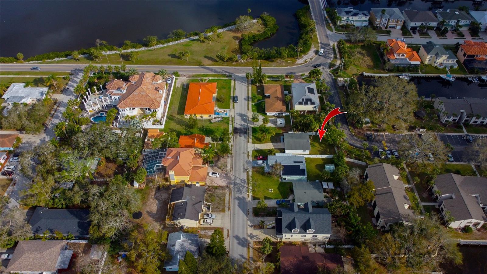 715 VIRGINIA AVE, TARPON SPRINGS, FL, 34689