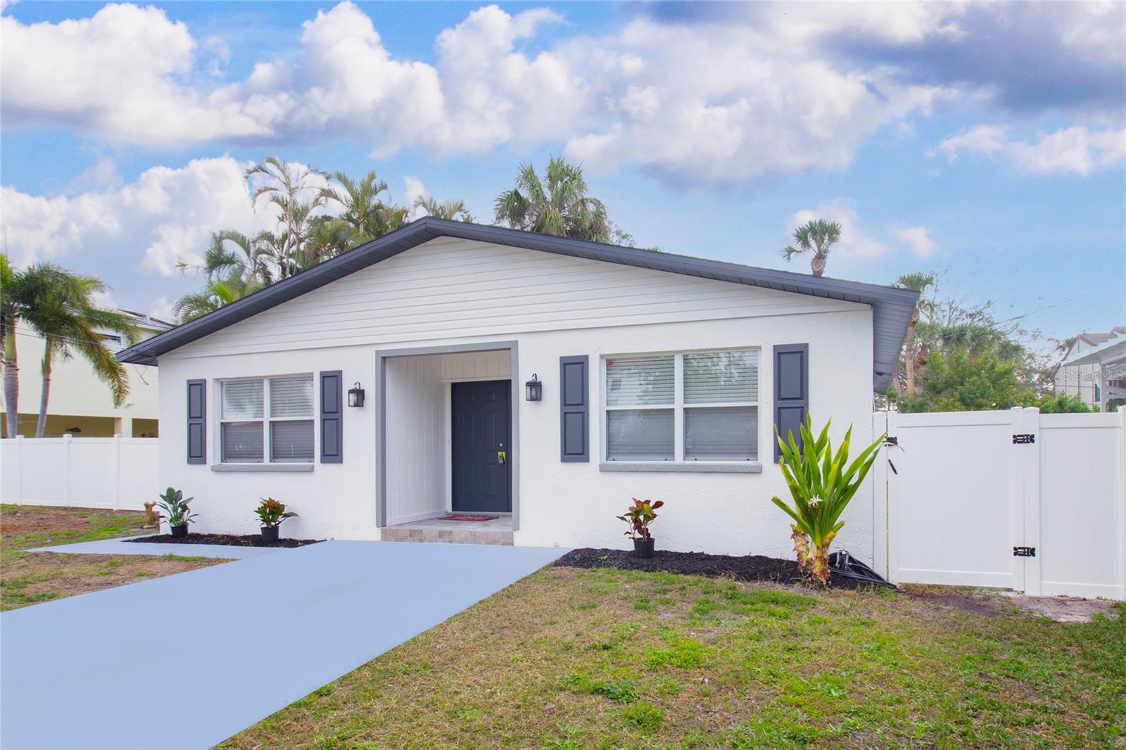 715 VIRGINIA AVE, TARPON SPRINGS, FL, 34689