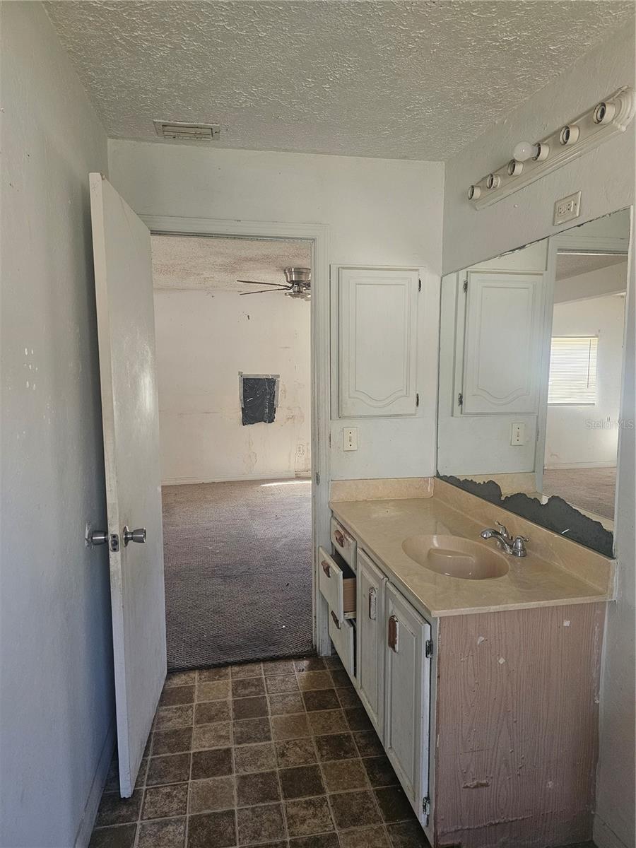 1666 23RD ST, SARASOTA, FL, 34234