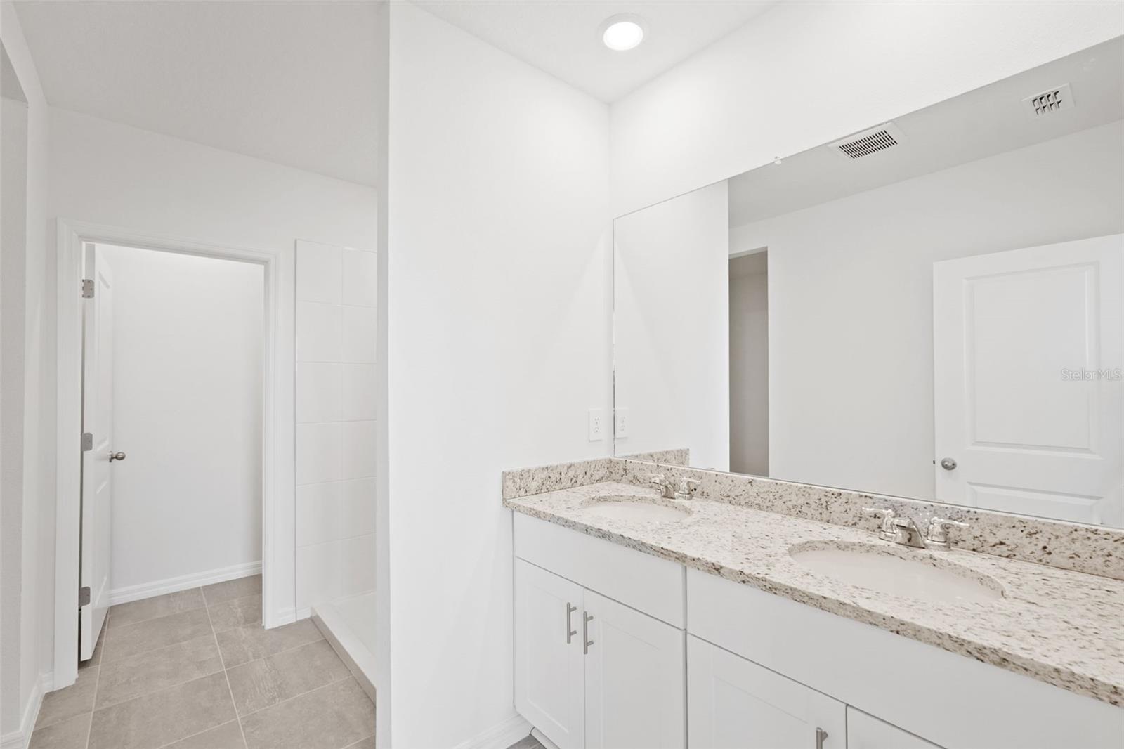 108 WHITELAND BND, NOKOMIS, FL, 34275