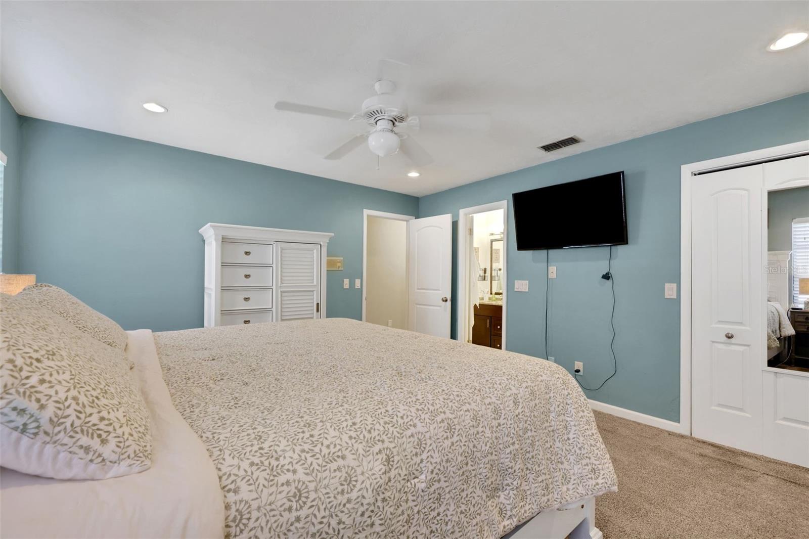 1525 ORANGE TREE DR, EDGEWATER, FL, 32132