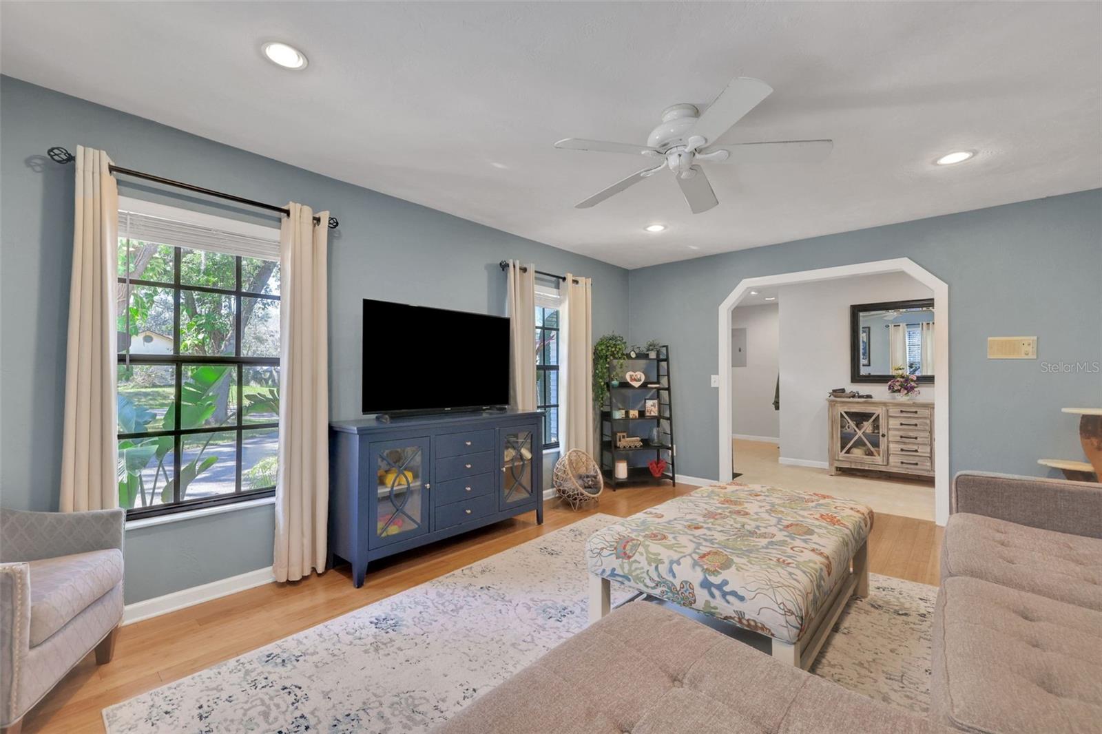 1525 ORANGE TREE DR, EDGEWATER, FL, 32132