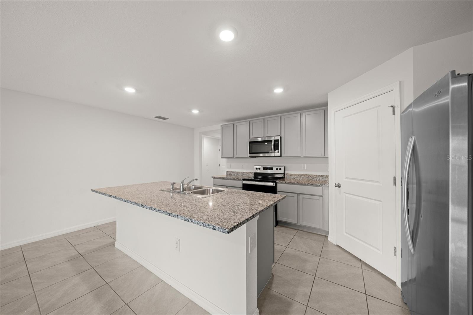 243 MARION OAKS TRL, OCALA, FL, 34473