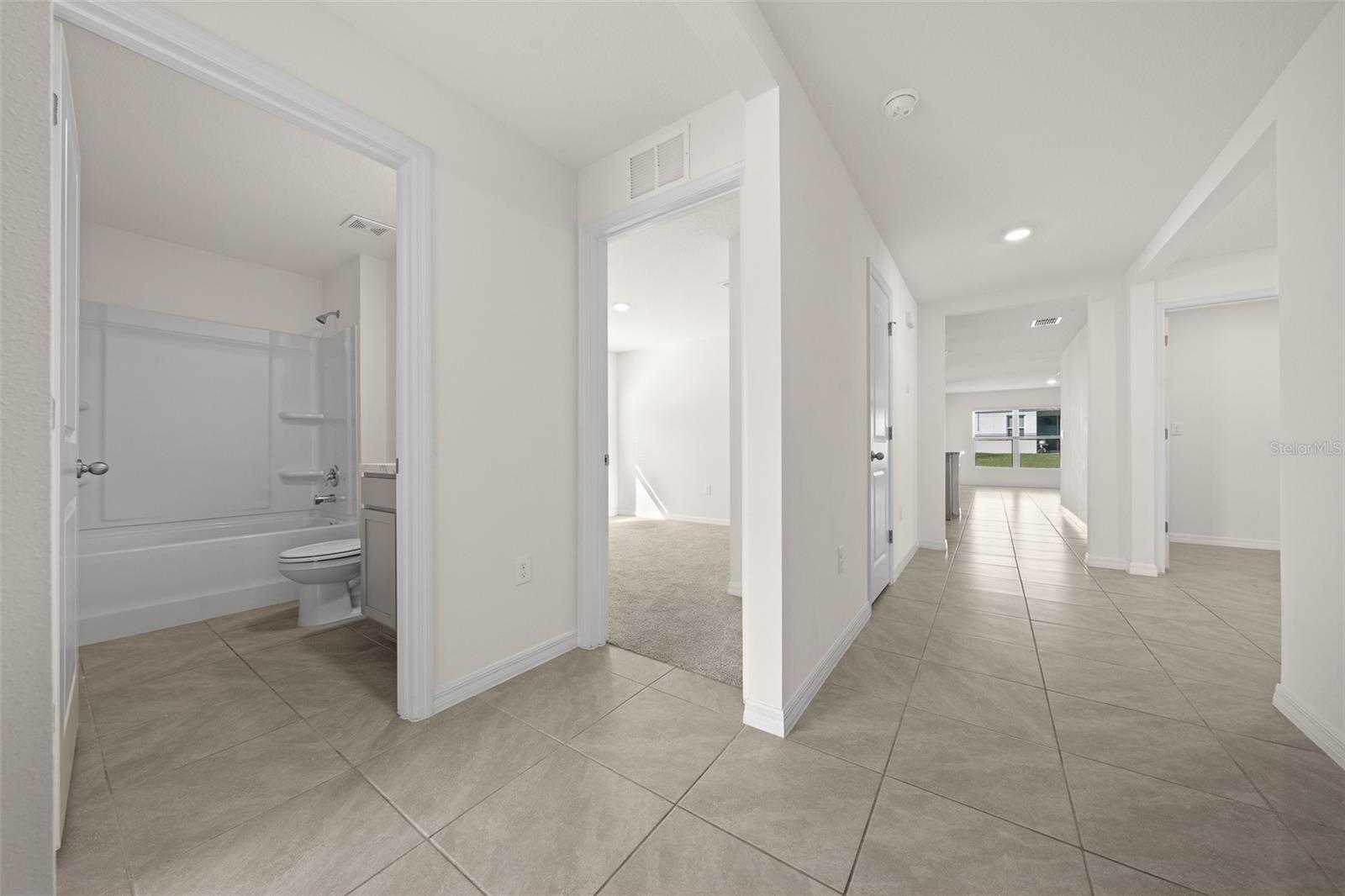 243 MARION OAKS TRL, OCALA, FL, 34473