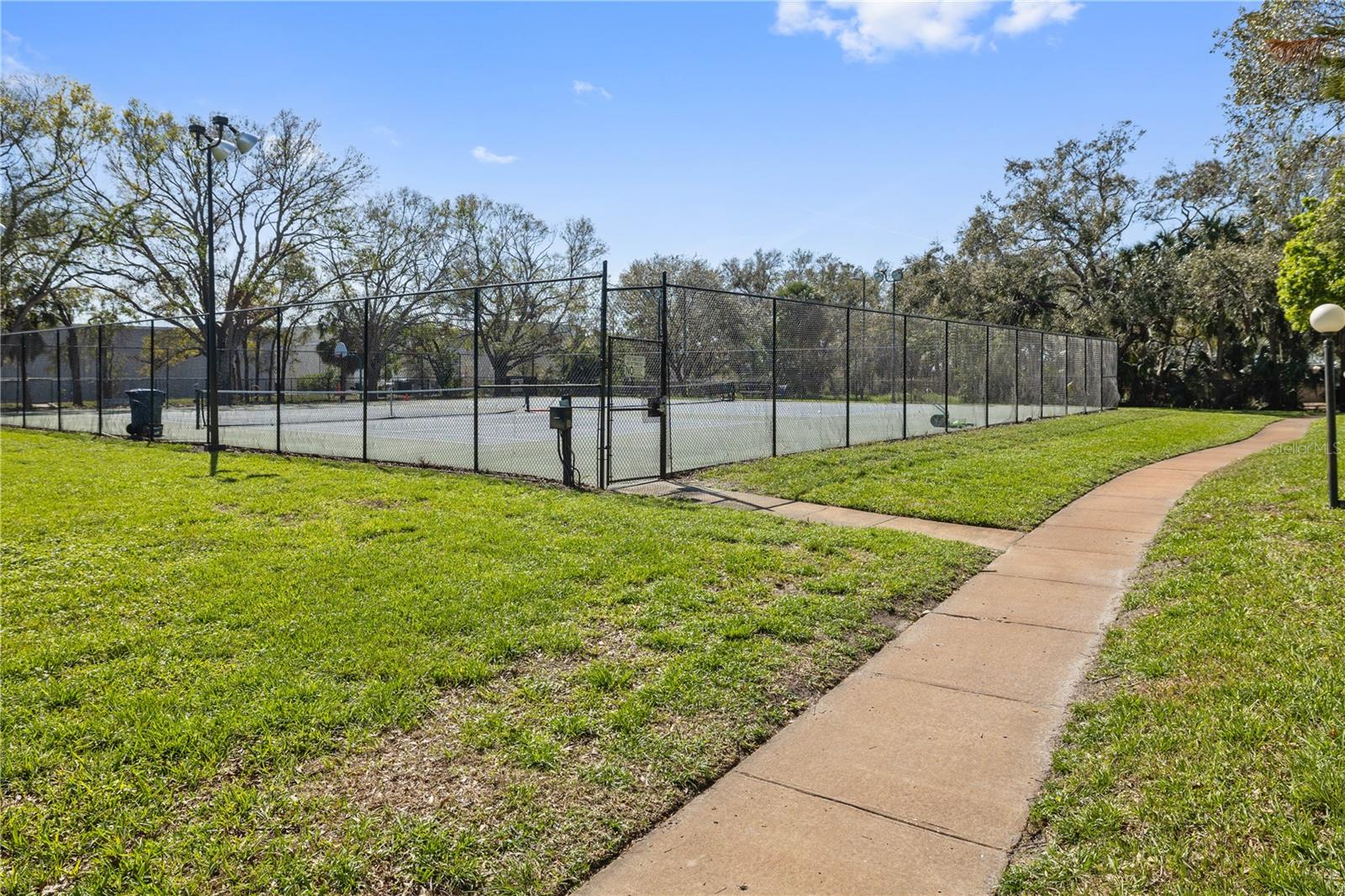 4302 LA MORA CT, TAMPA, FL, 33611