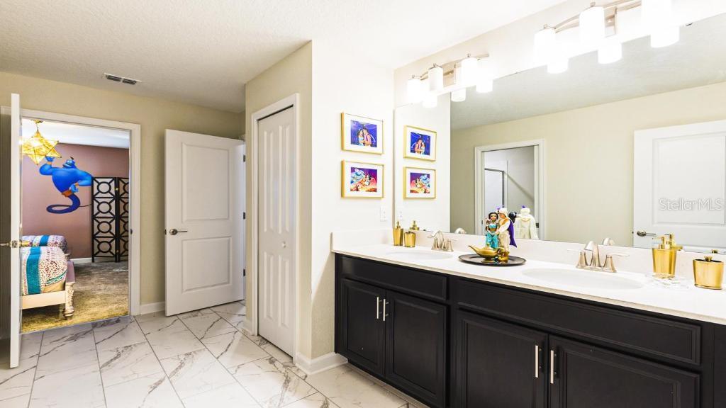 1564 MAIDSTONE CT, DAVENPORT, FL, 33896