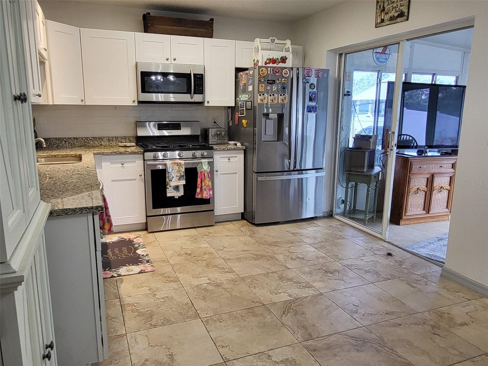 22621 SAINT THOMAS CIR, LUTZ, FL, 33549