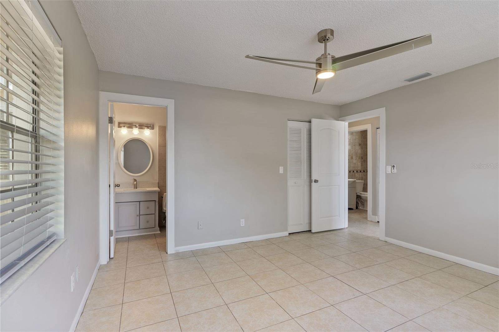 2402 GREENWOOD ST, DELTONA, FL, 32738