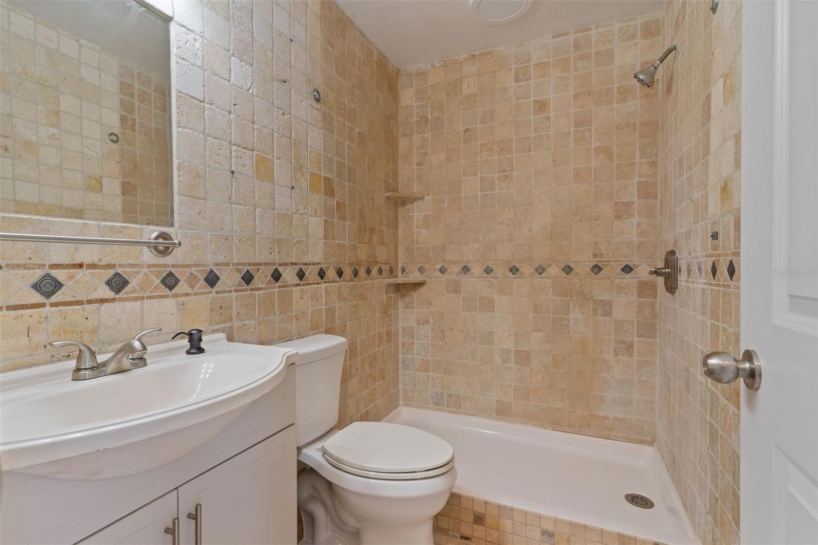 2402 GREENWOOD ST, DELTONA, FL, 32738