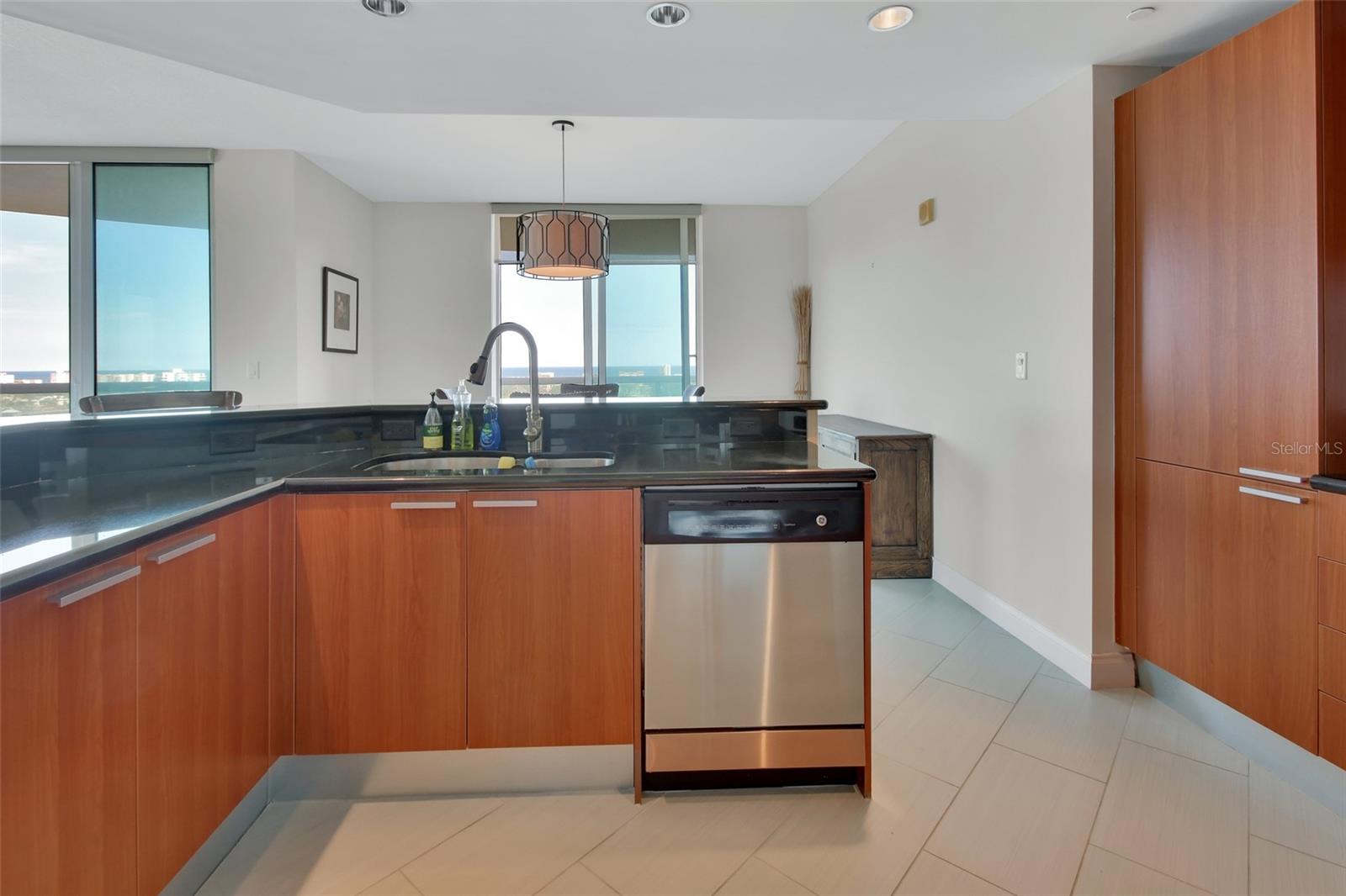 241 RIVERSIDE DR #1502, DAYTONA BEACH, FL, 32117