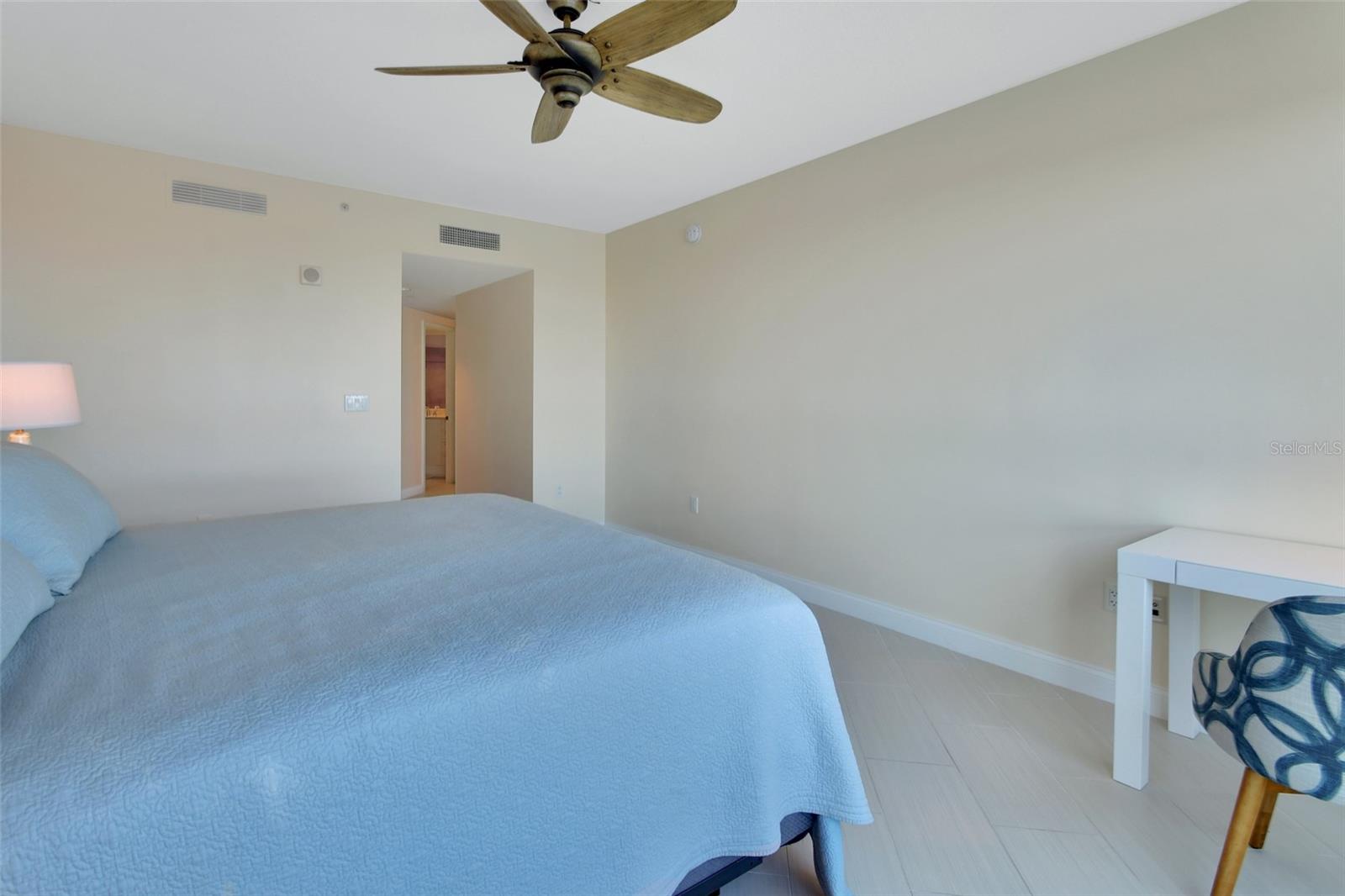 241 RIVERSIDE DR #1502, DAYTONA BEACH, FL, 32117