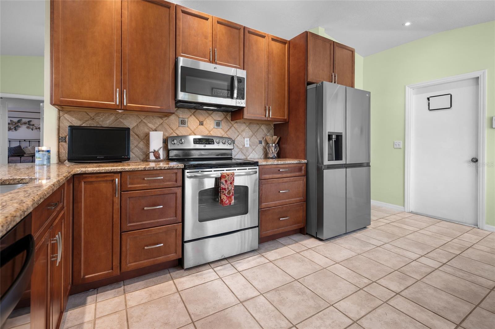 14382 LILLIAN CIR, PORT CHARLOTTE, FL, 33981