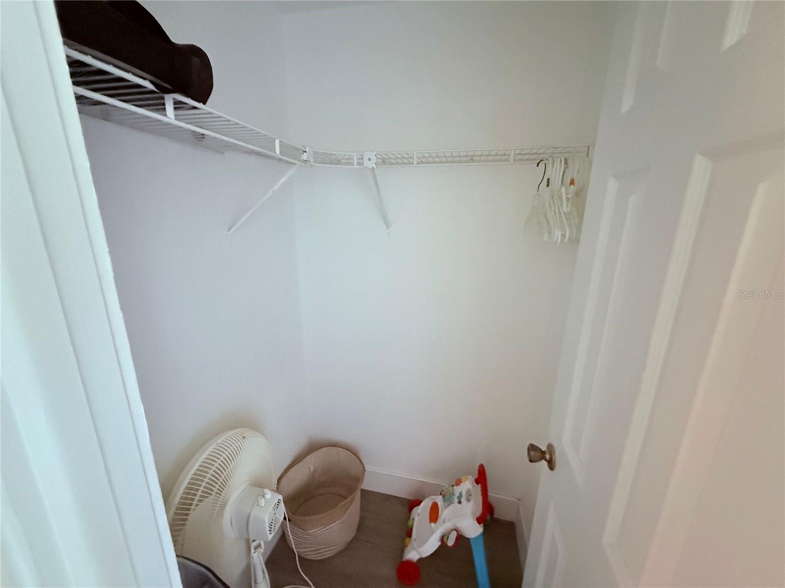 690 ENNIS TER NW, PORT CHARLOTTE, FL, 33952