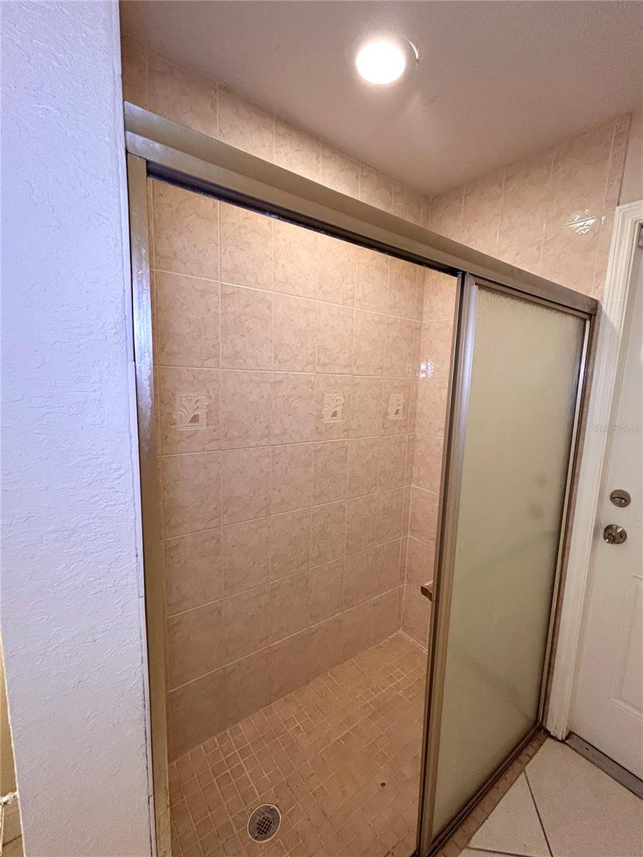 20255 GLADSTONE AVE, PORT CHARLOTTE, FL, 33952