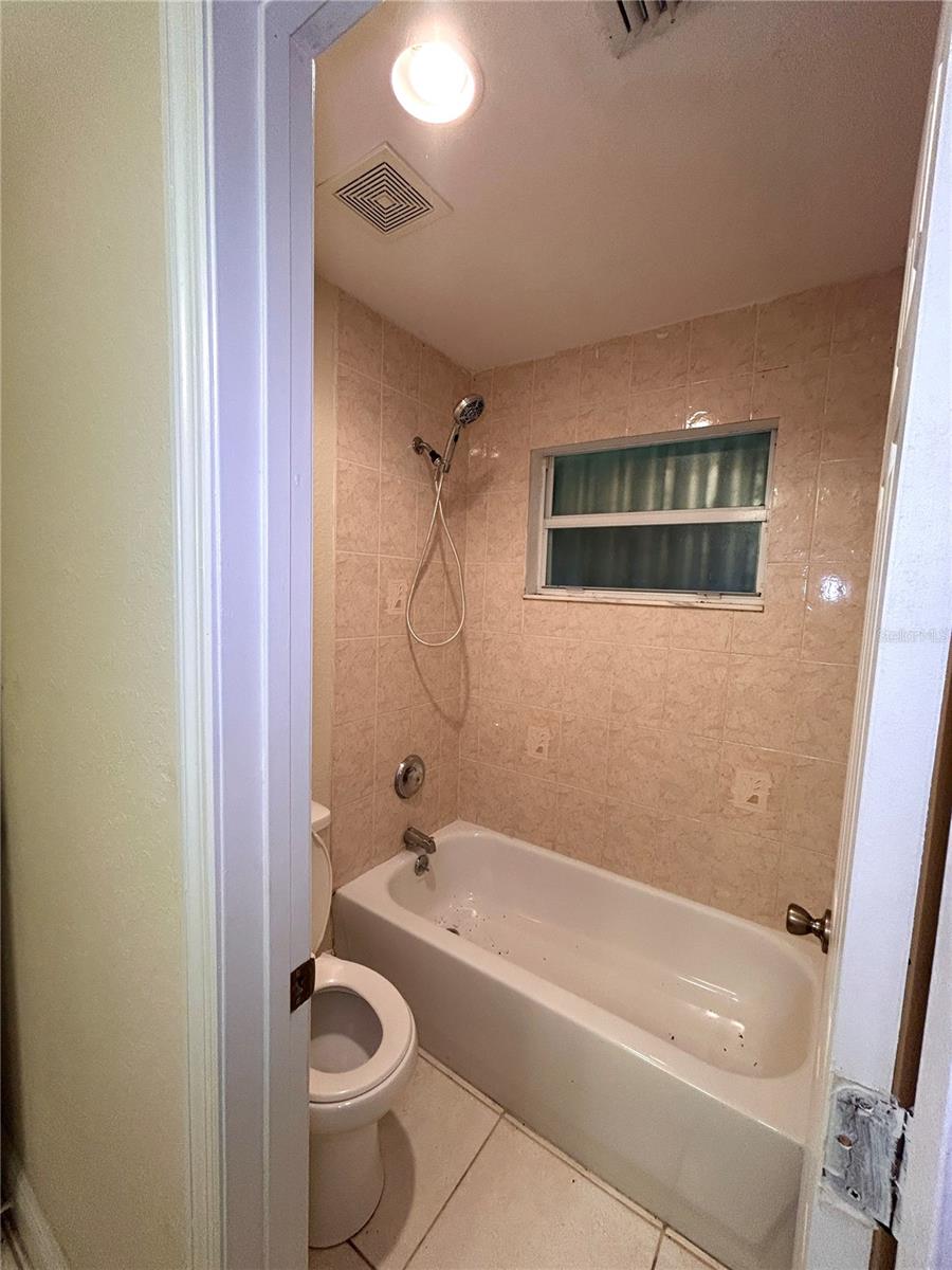 20255 GLADSTONE AVE, PORT CHARLOTTE, FL, 33952