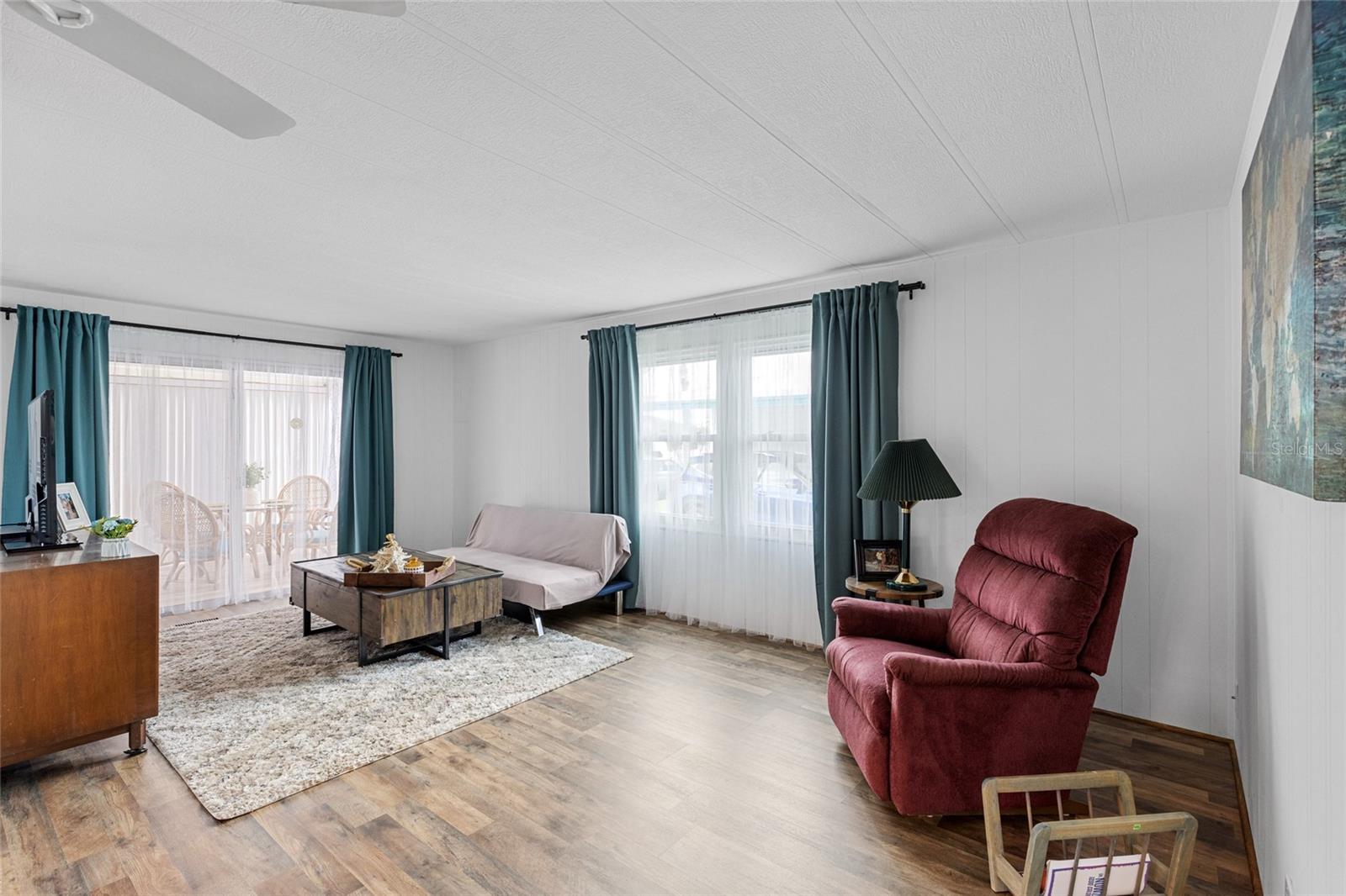 2012 MAUI DR, HOLIDAY, FL, 34691