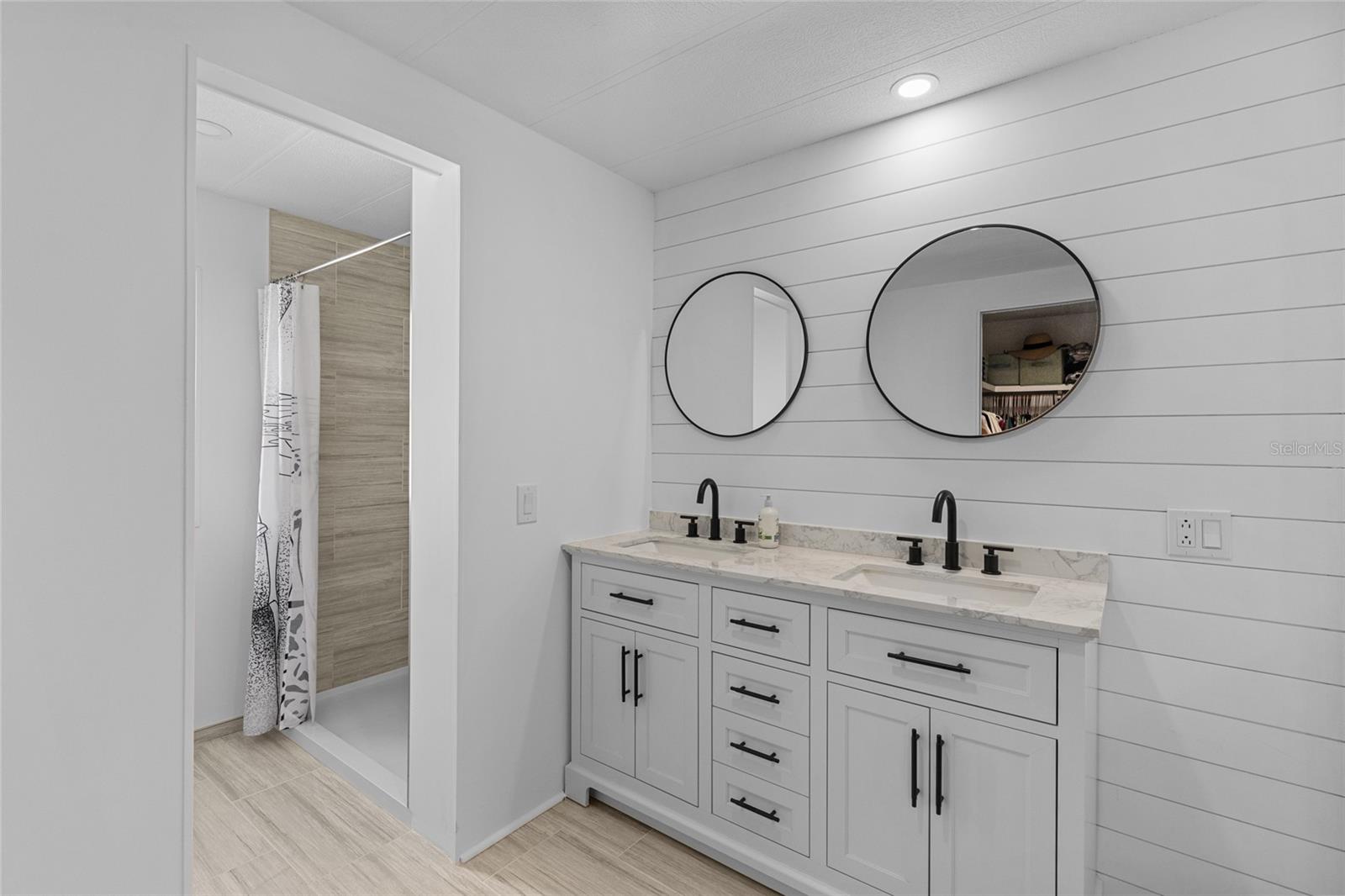 2012 MAUI DR, HOLIDAY, FL, 34691