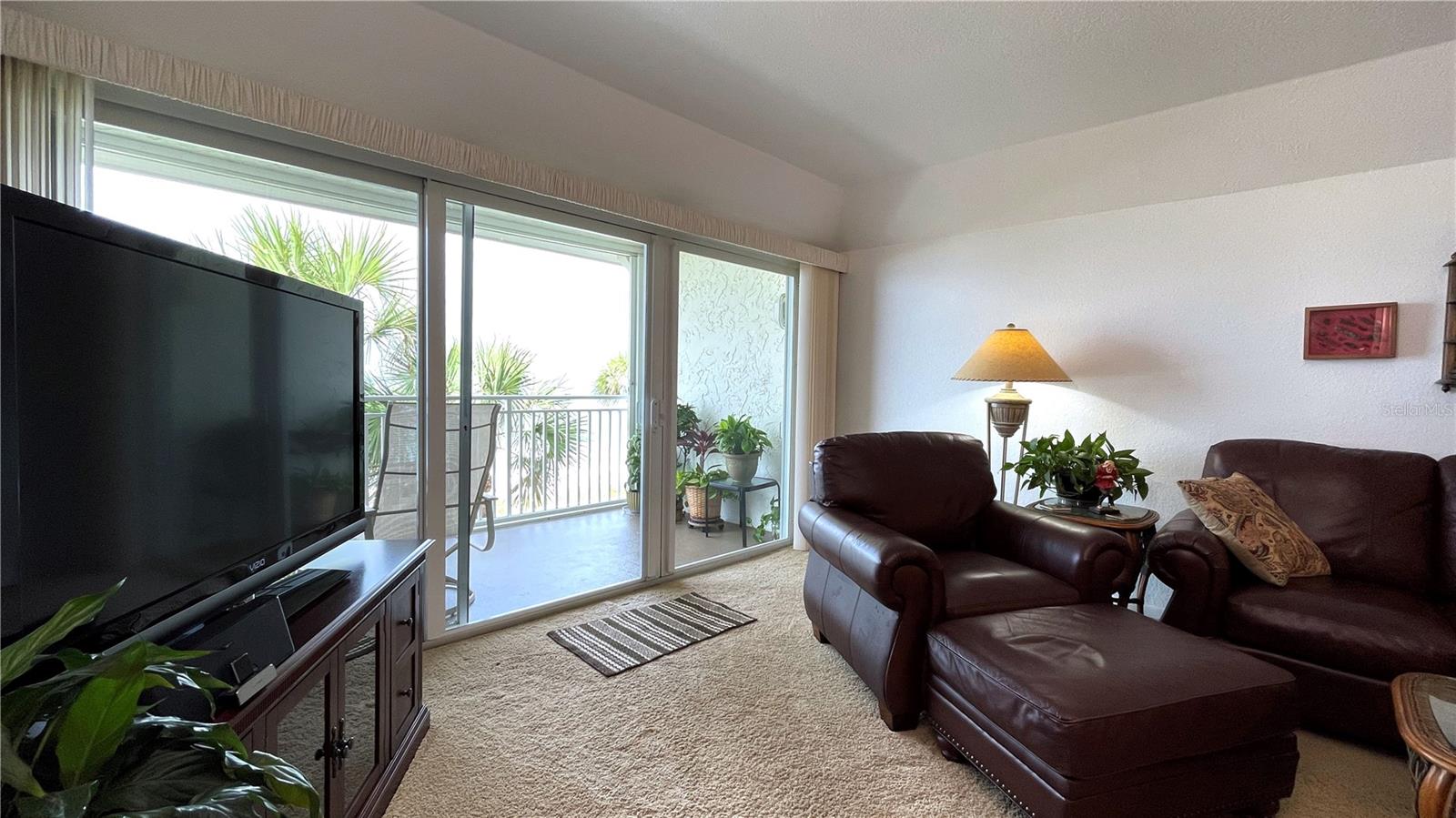 3400 GULF BLVD #304, BELLEAIR BEACH, FL, 33786