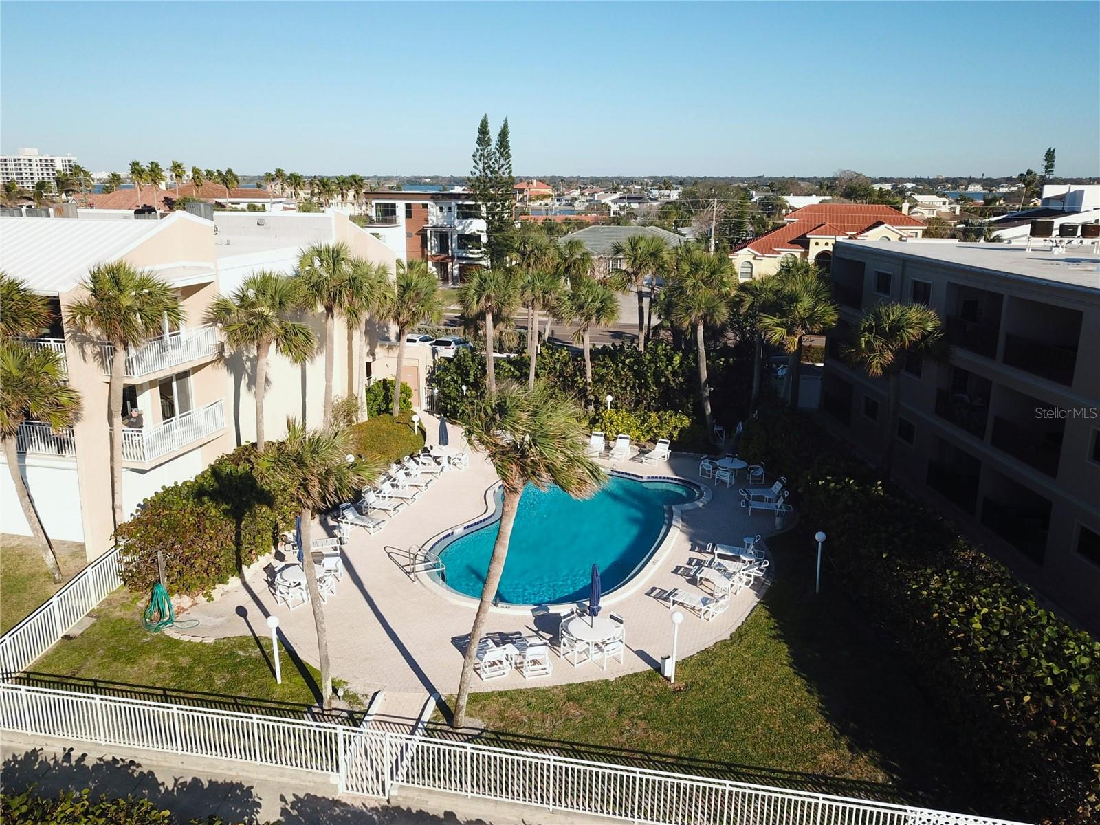 3400 GULF BLVD #304, BELLEAIR BEACH, FL, 33786