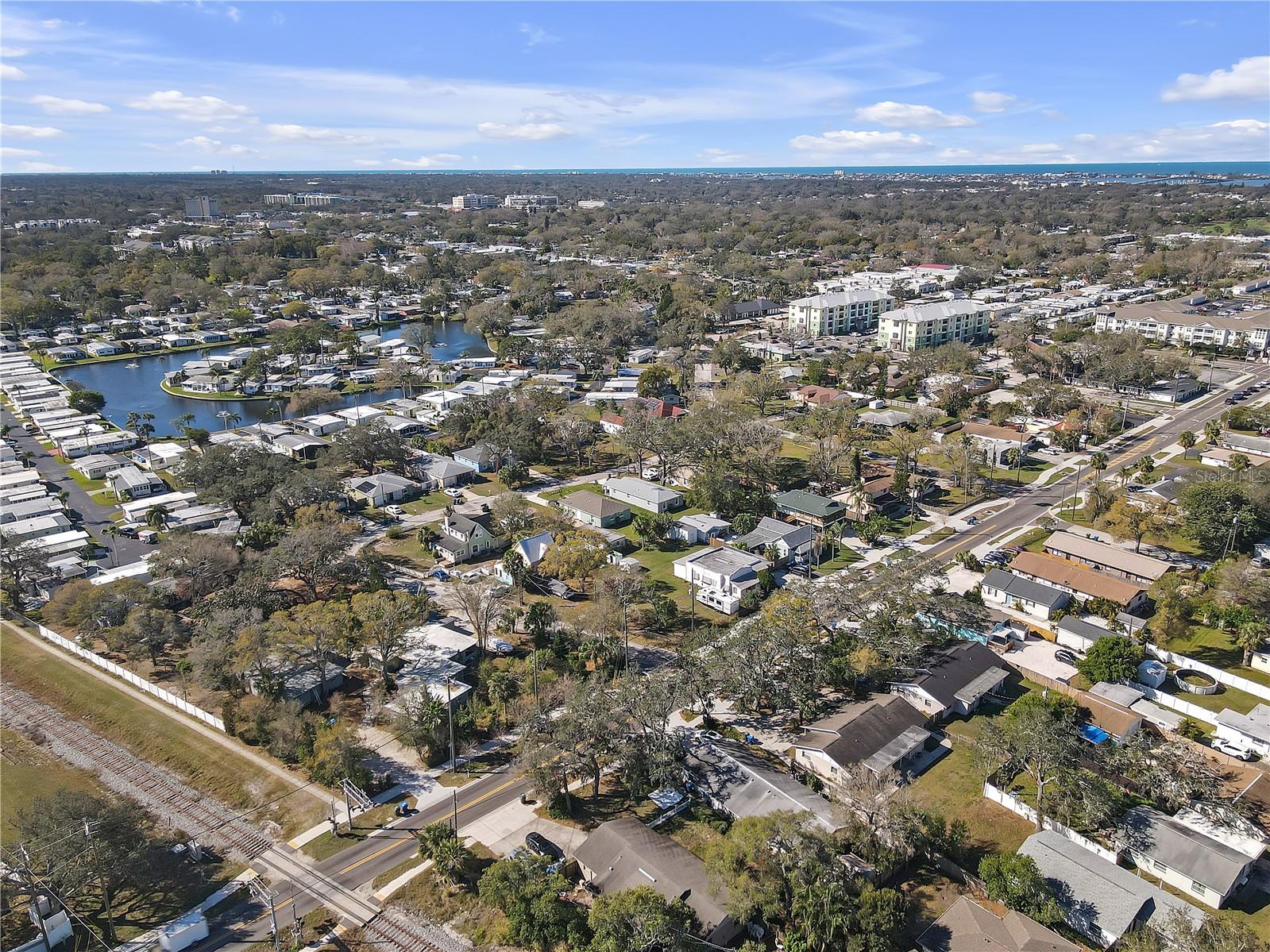 450 ROSERY RD, LARGO, FL, 33770