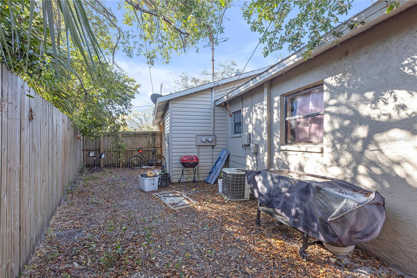 450 ROSERY RD, LARGO, FL, 33770